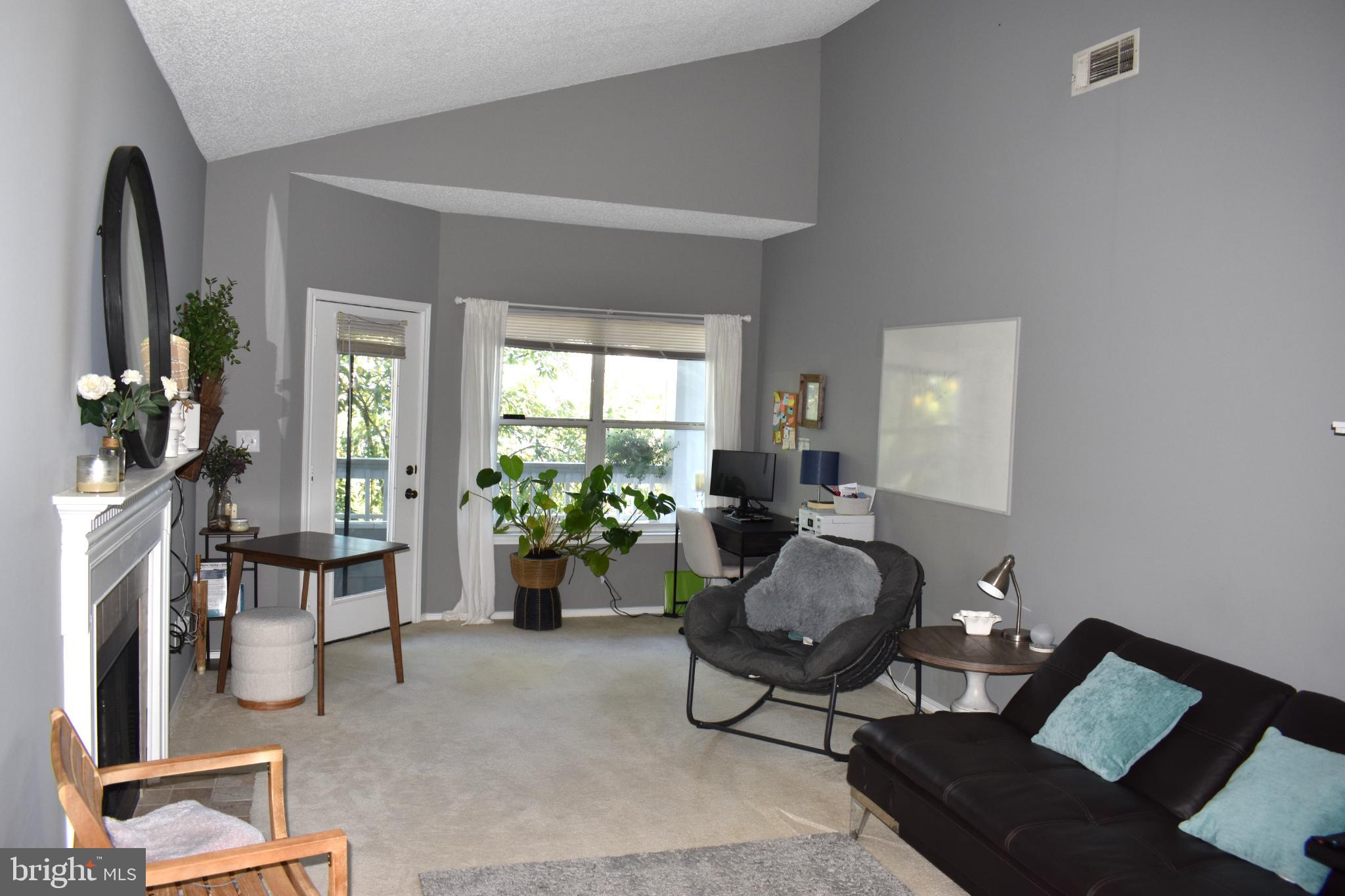 STONECROFT CONDO - Residential