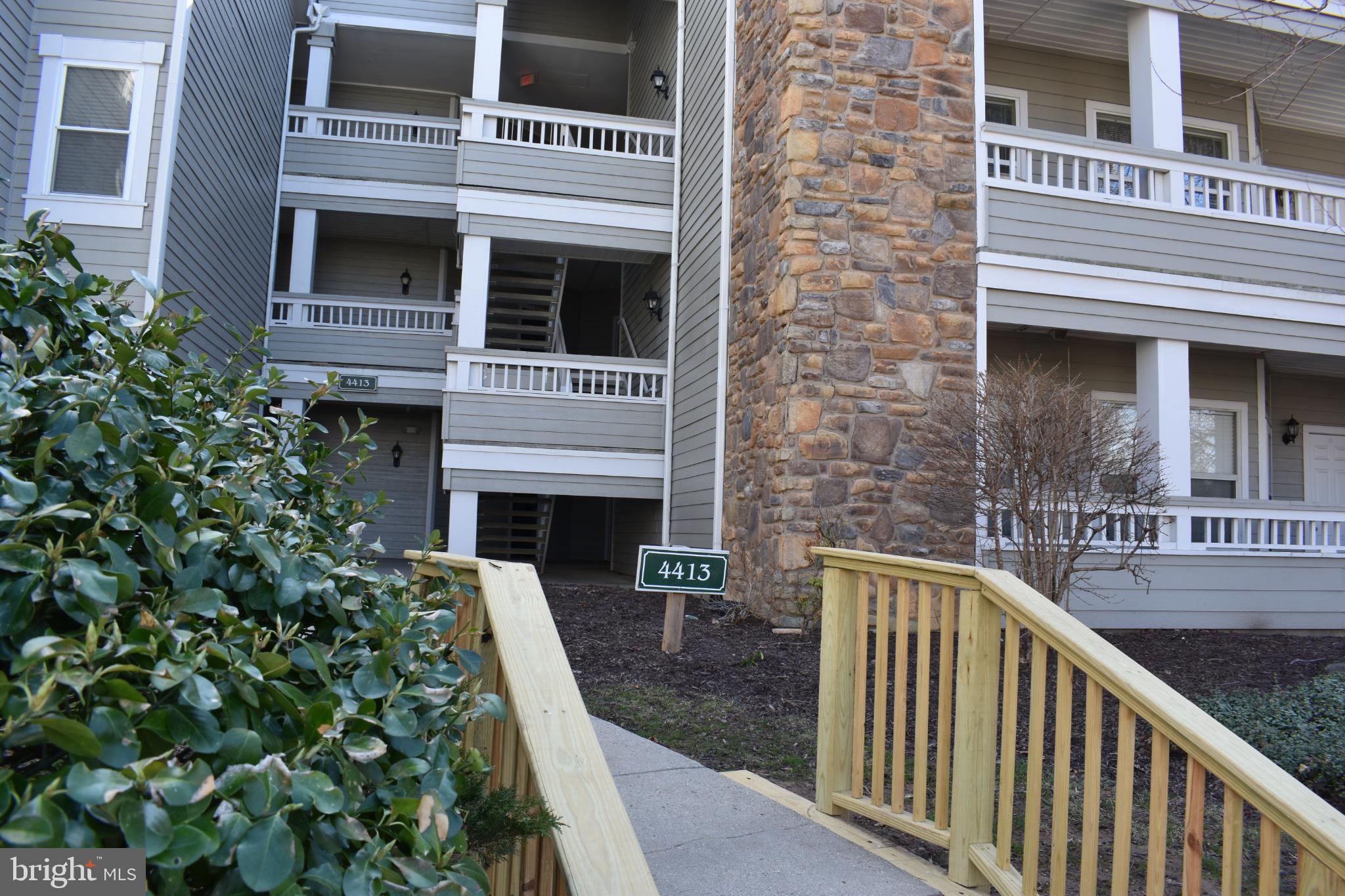 4413 FAIR STONE DRIVE 306