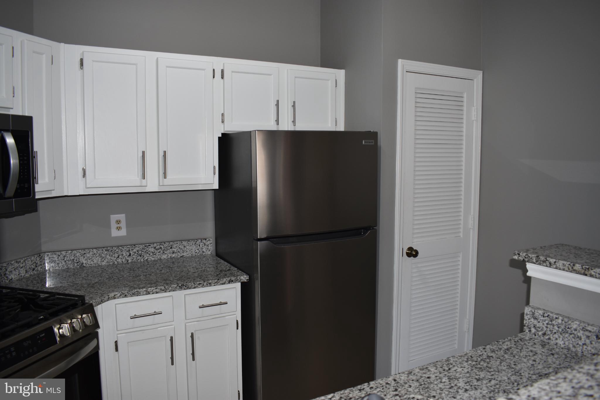 STONECROFT CONDO - Residential