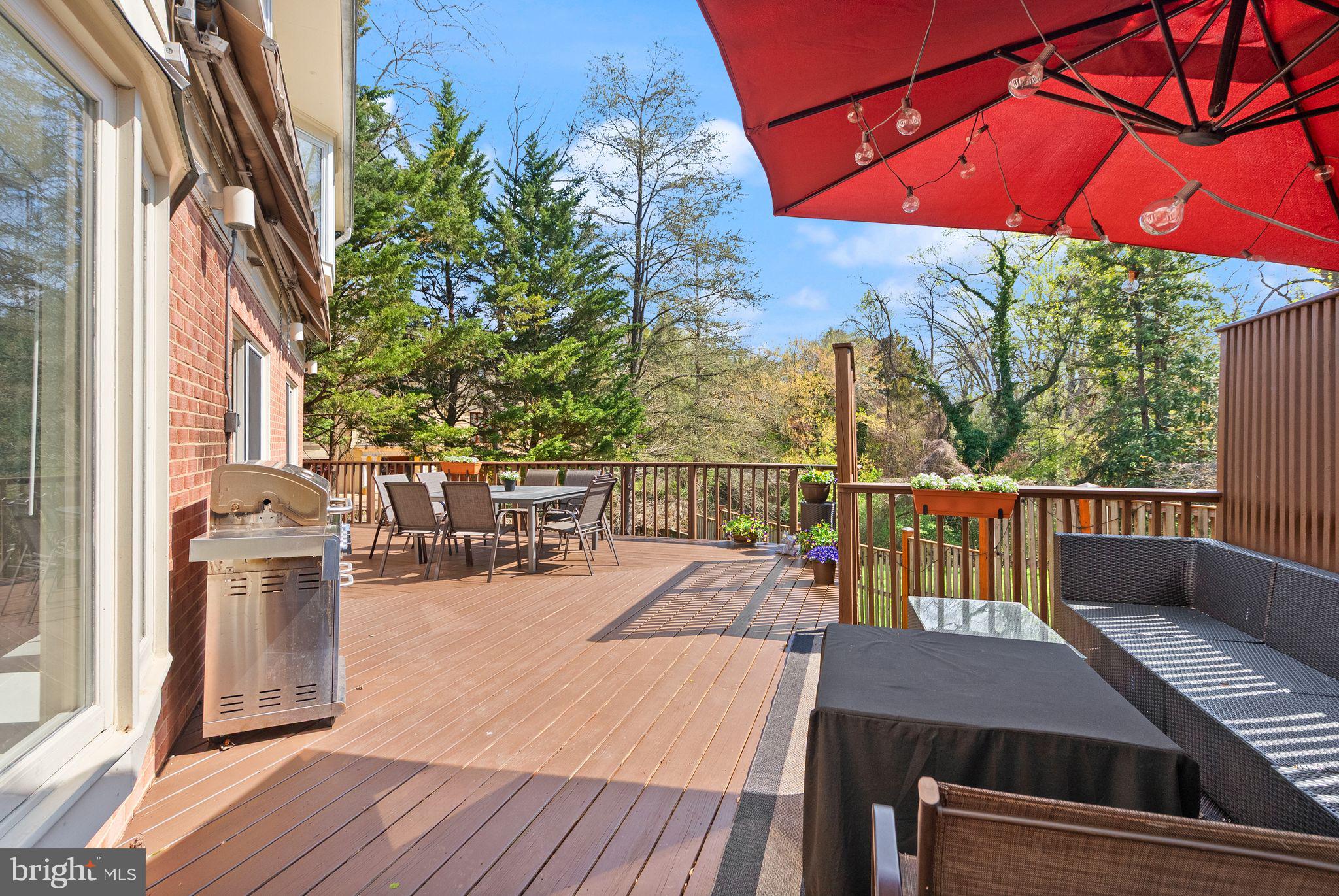 CRYSTAL SPRING KNOLLS - Residential