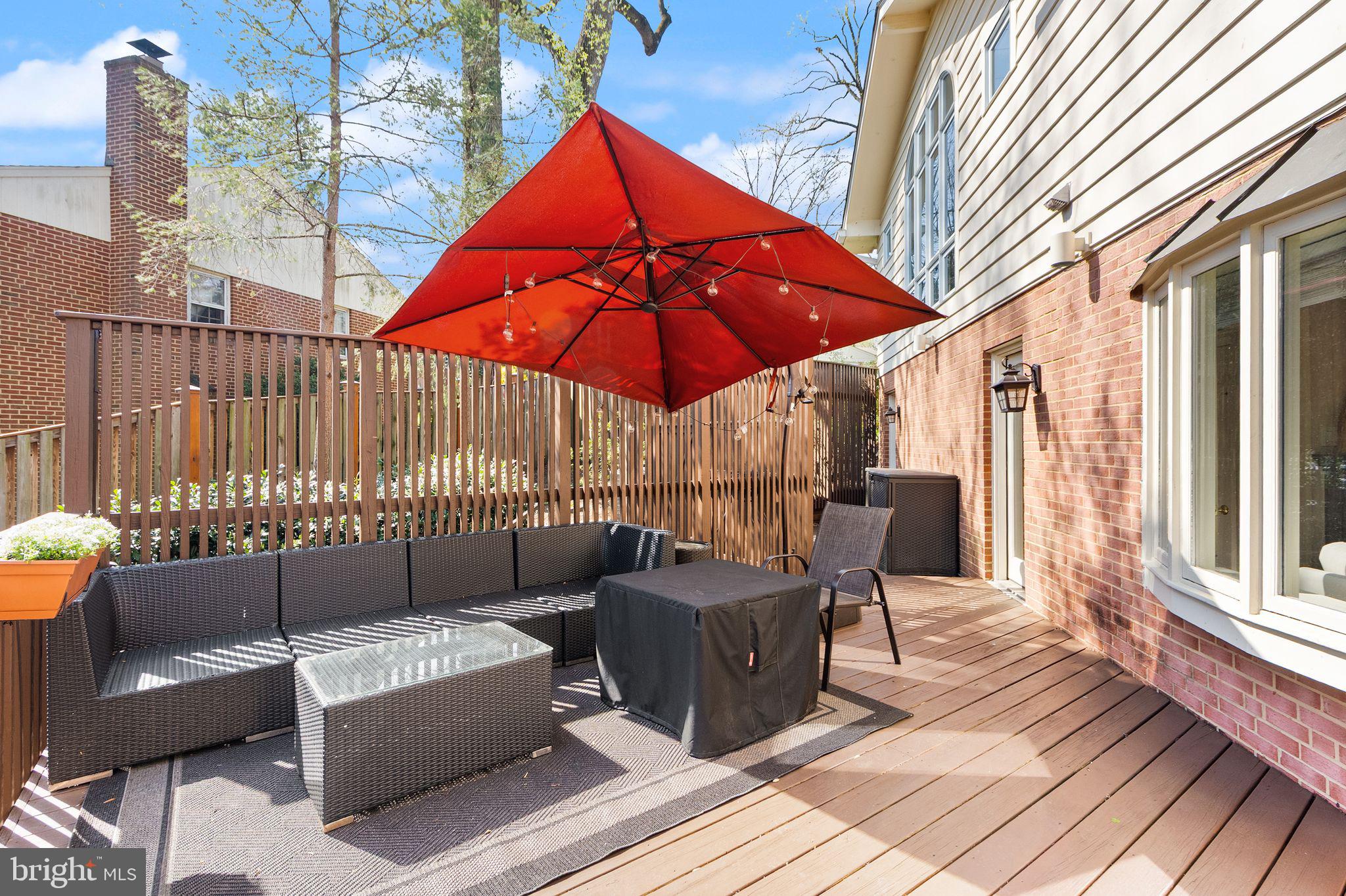 CRYSTAL SPRING KNOLLS - Residential