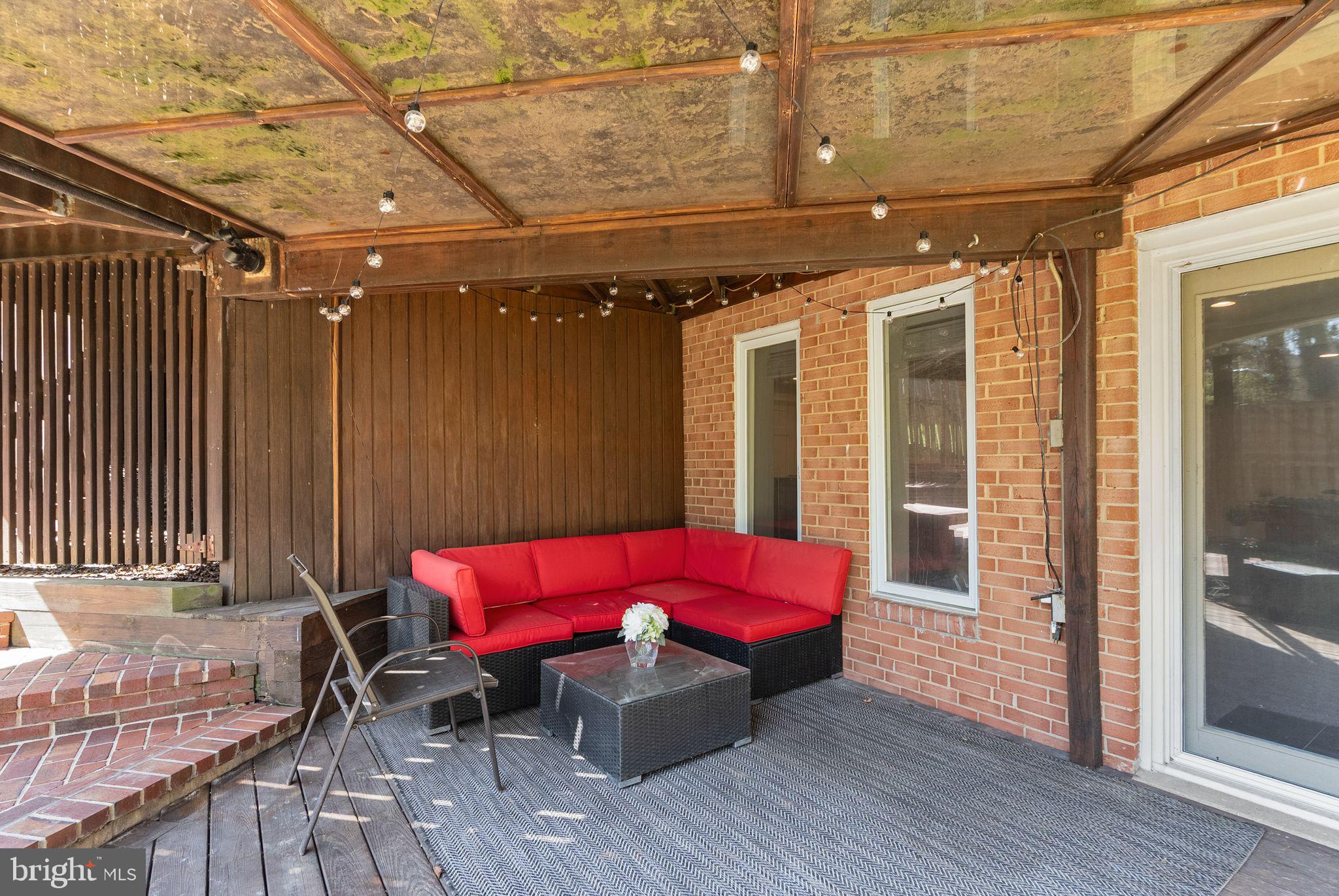 CRYSTAL SPRING KNOLLS - Residential