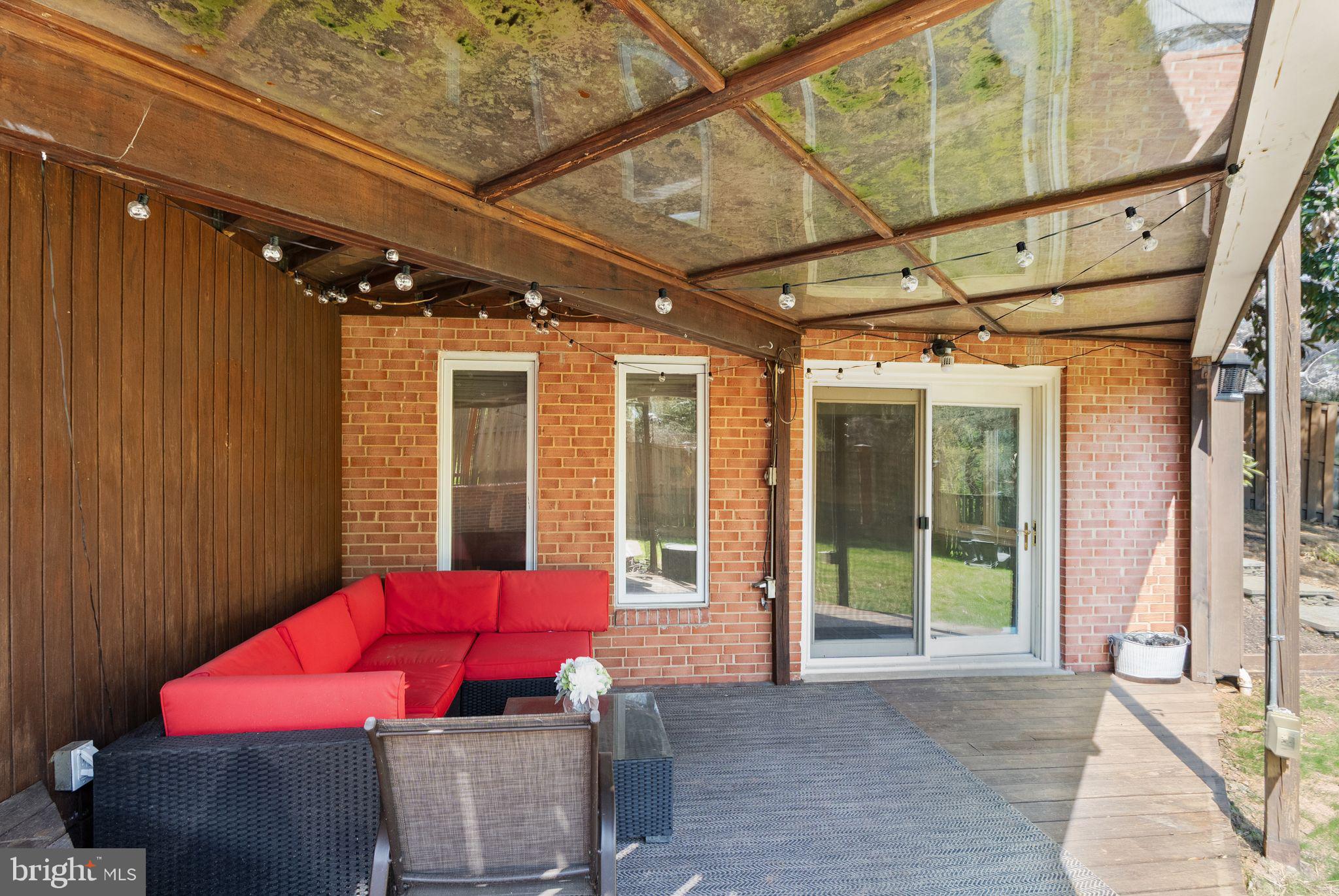 CRYSTAL SPRING KNOLLS - Residential