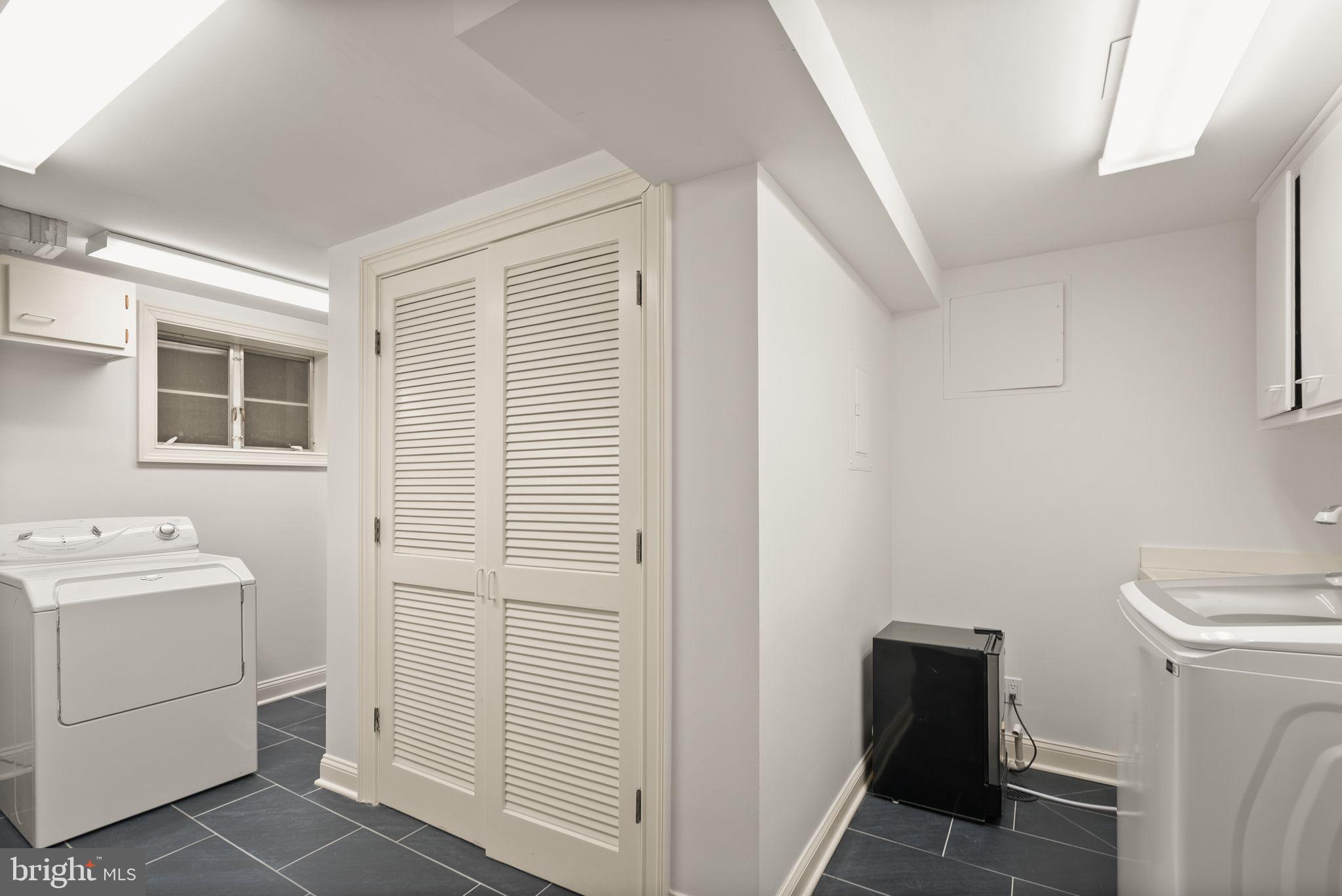 CRYSTAL SPRING KNOLLS - Residential