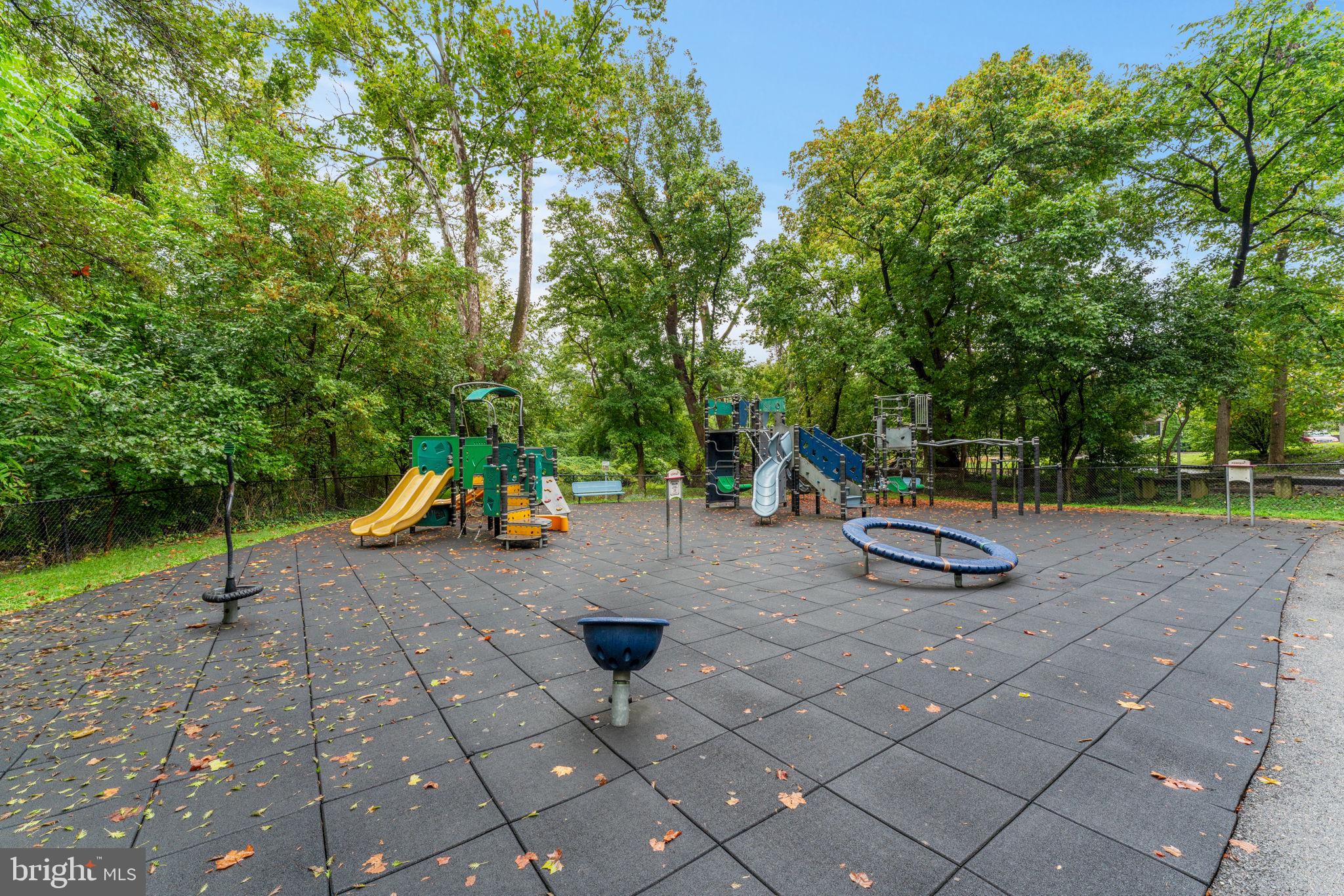 FRIENDSHIP HEIGHTS - Residential Lease