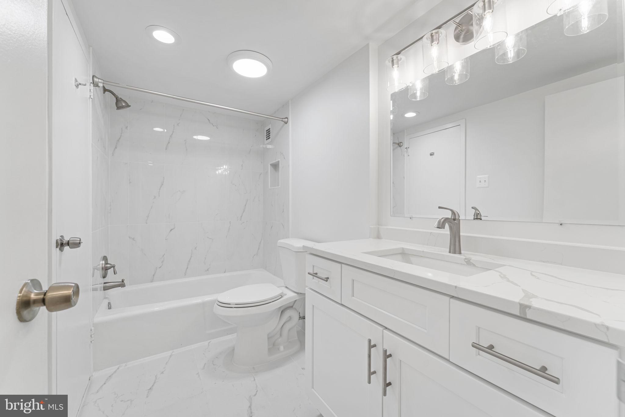 FRIENDSHIP HEIGHTS - Residential Lease