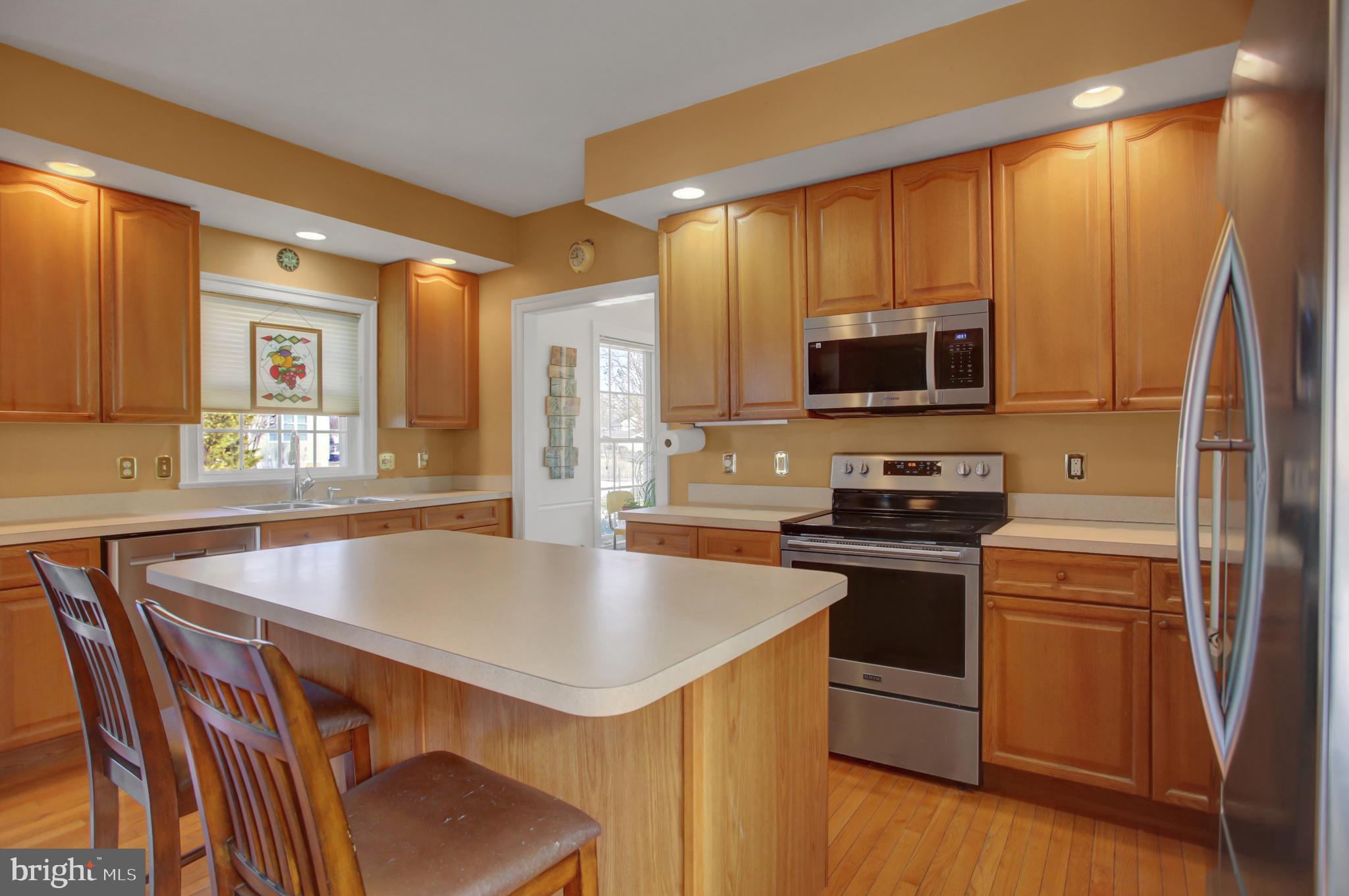 TWIN LAKES WEST - Residential