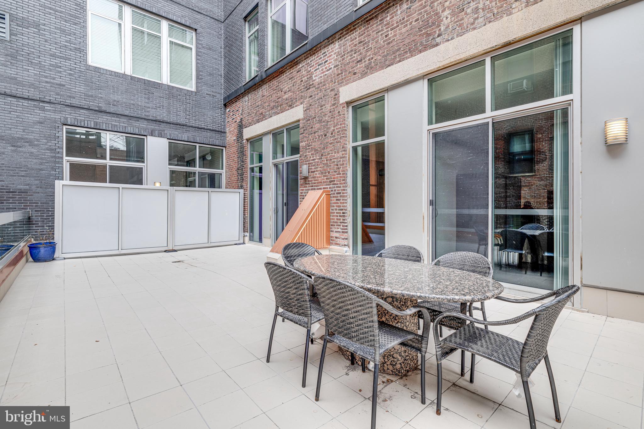 WASHINGTON SQ WEST - Residential