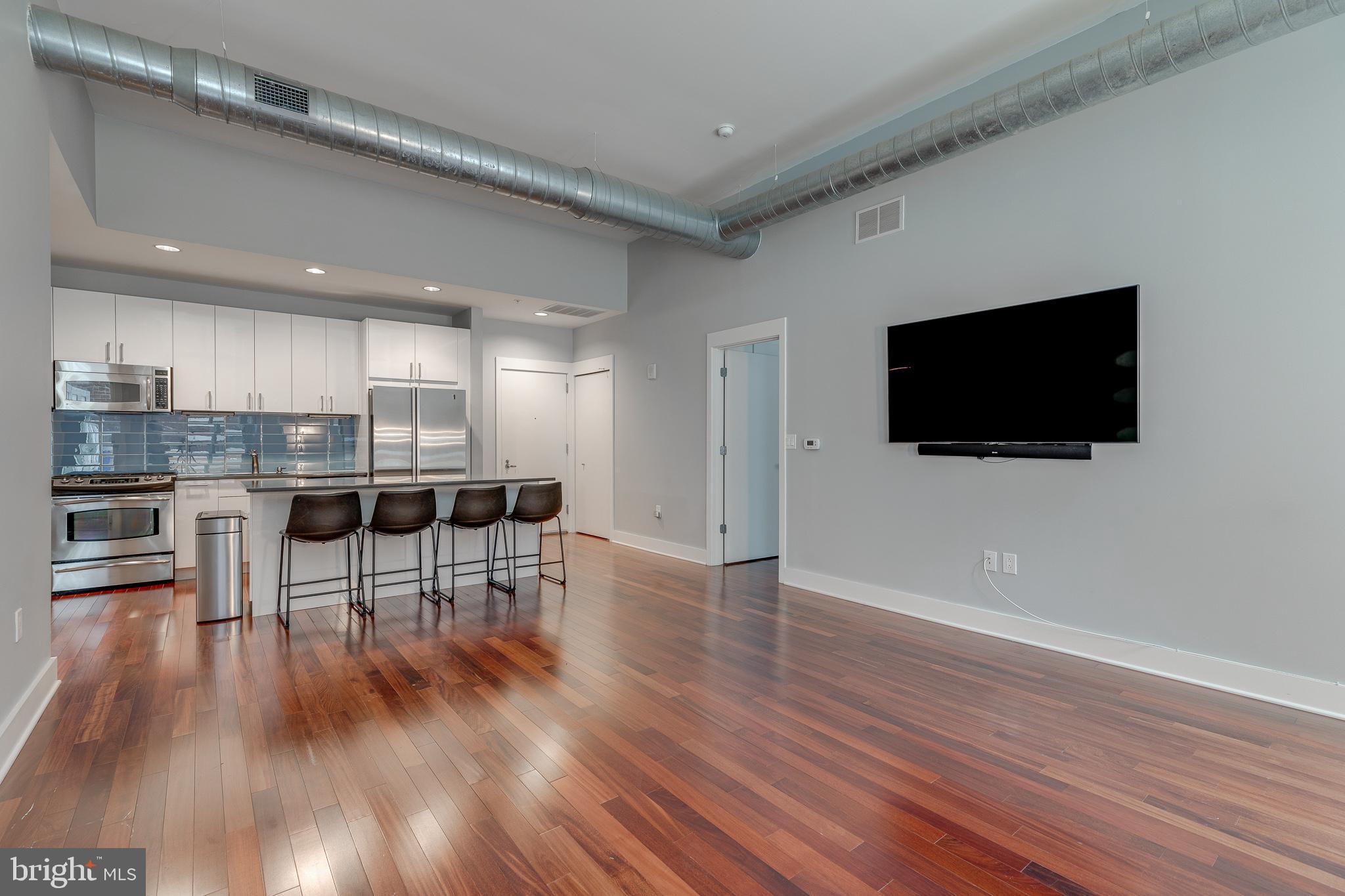 WASHINGTON SQ WEST - Residential