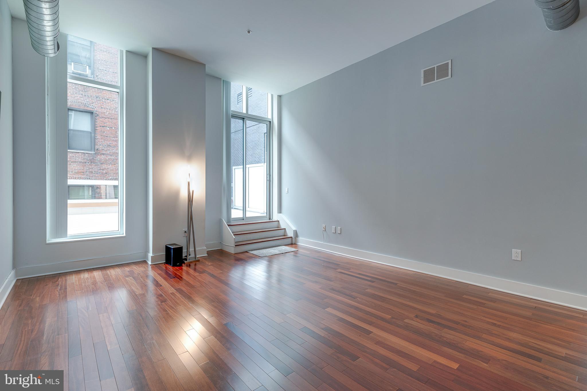 WASHINGTON SQ WEST - Residential