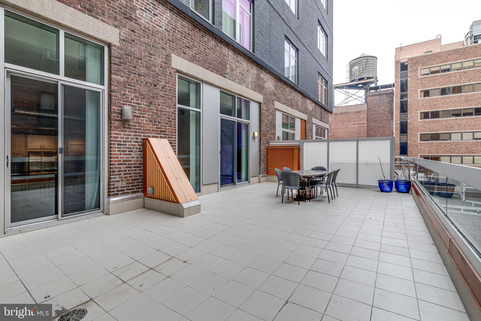 WASHINGTON SQ WEST - Residential