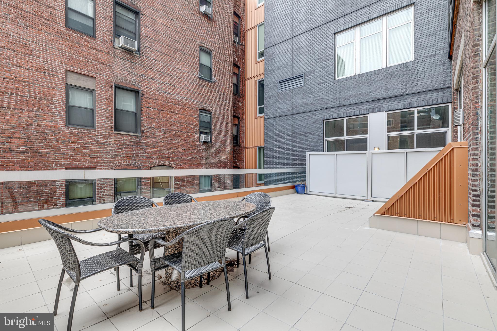 WASHINGTON SQ WEST - Residential