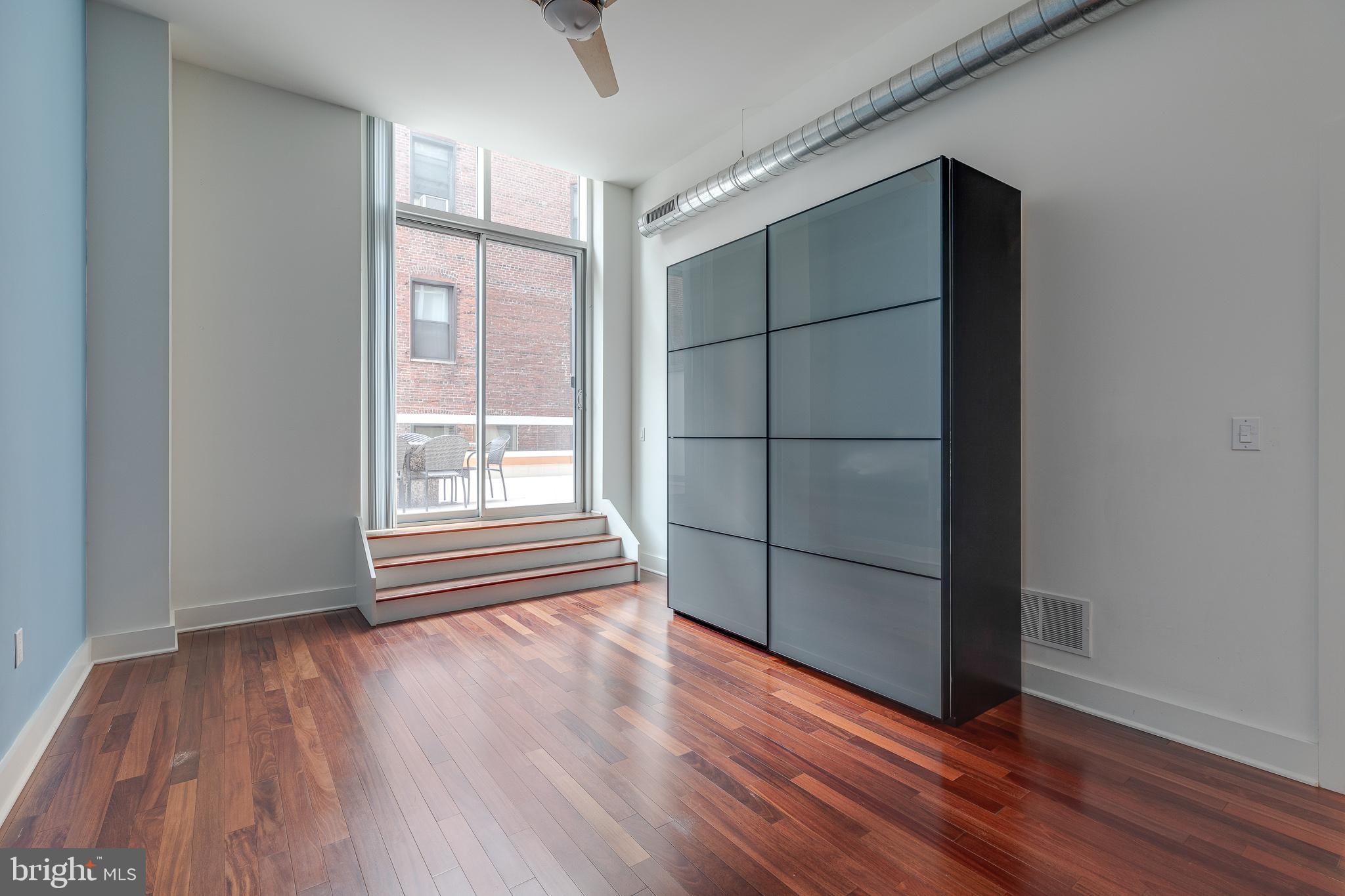 WASHINGTON SQ WEST - Residential