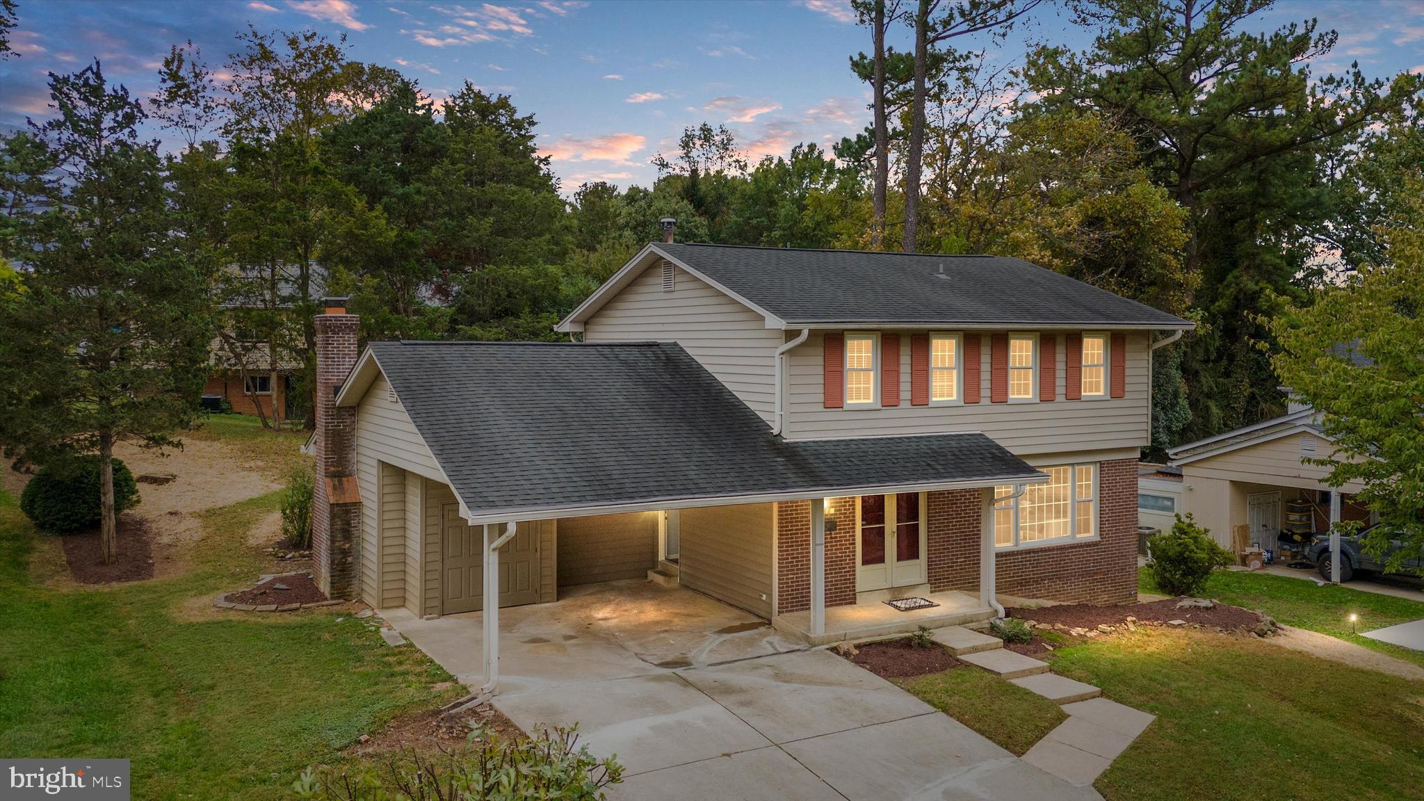 686 COLLEGE PARKWAY