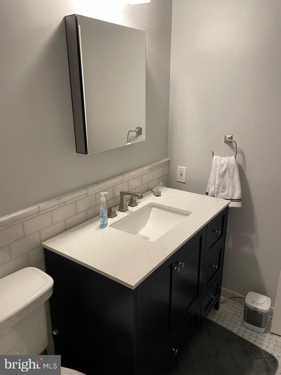 CRYSTAL PARK - Residential Lease