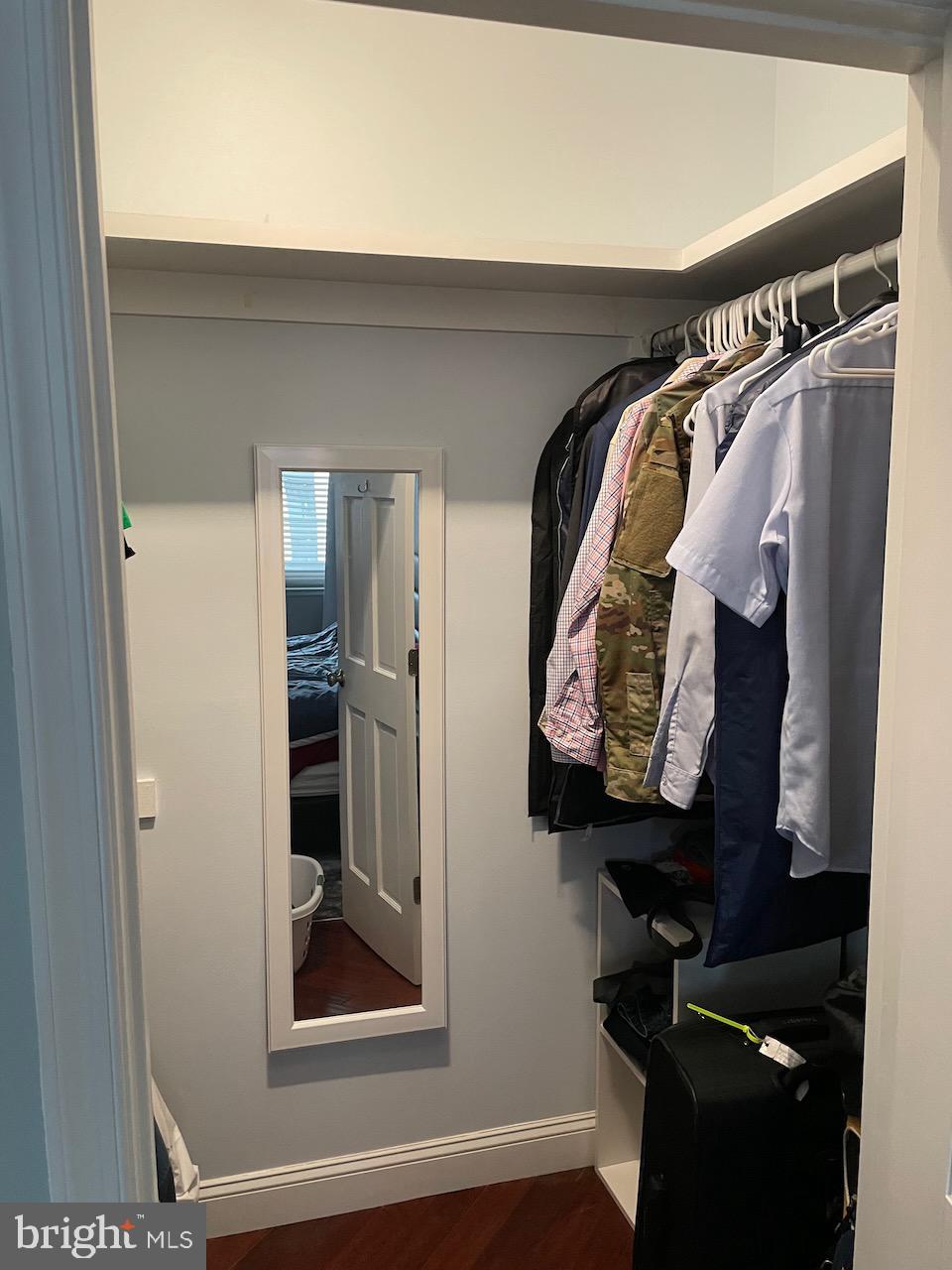 CRYSTAL PARK - Residential Lease