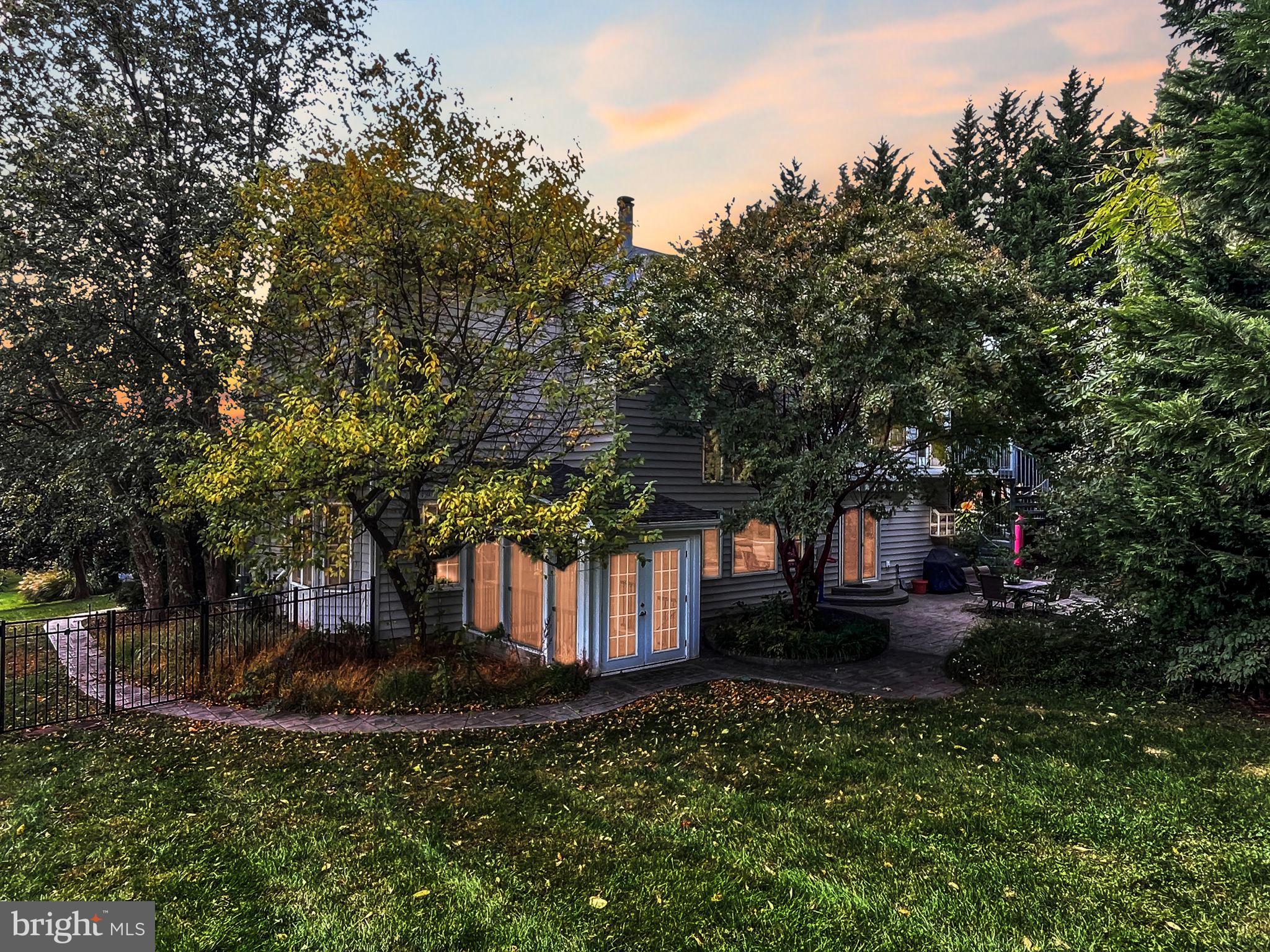 EASTERN VIEW - Residential