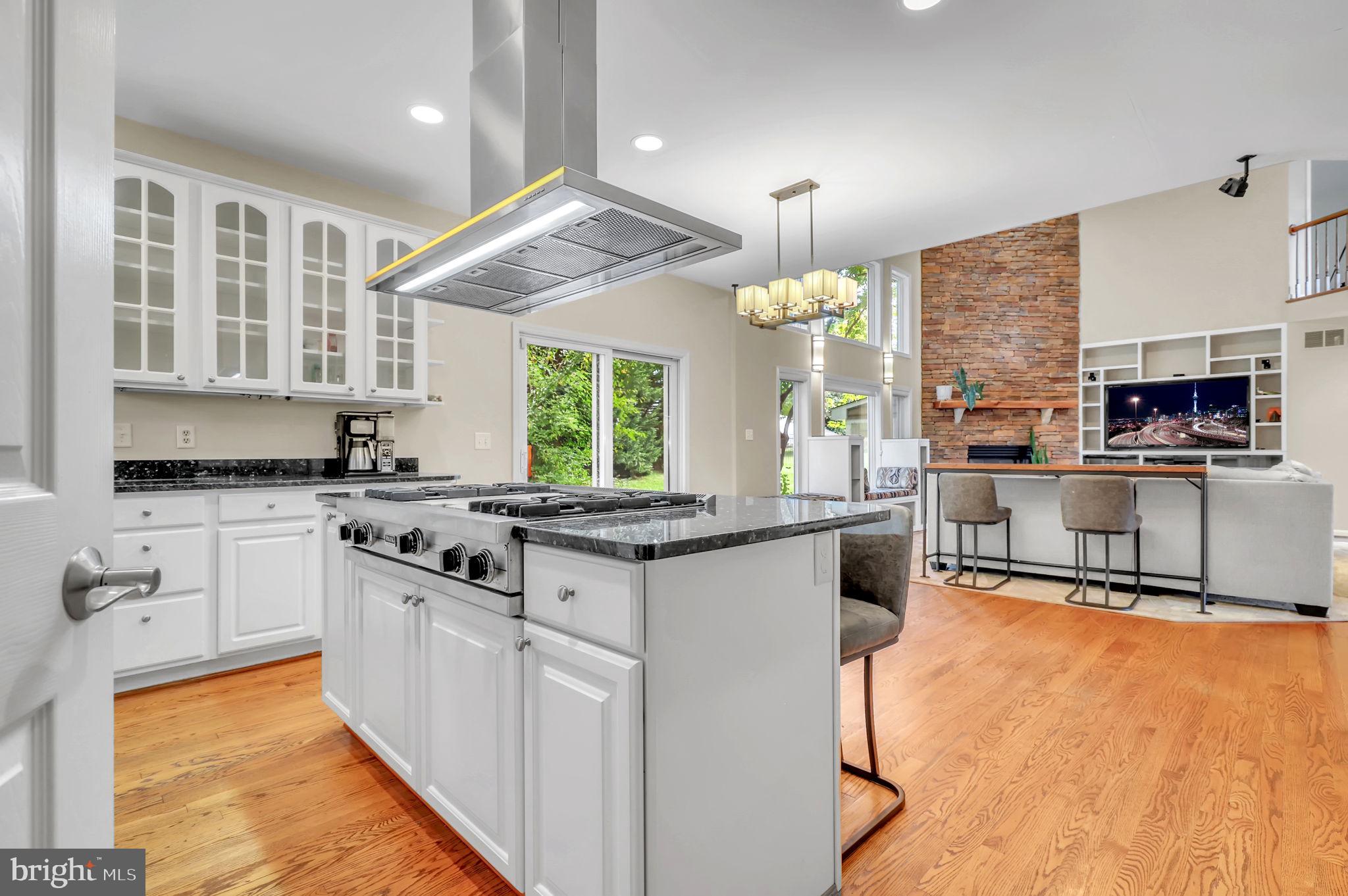 EASTERN VIEW - Residential