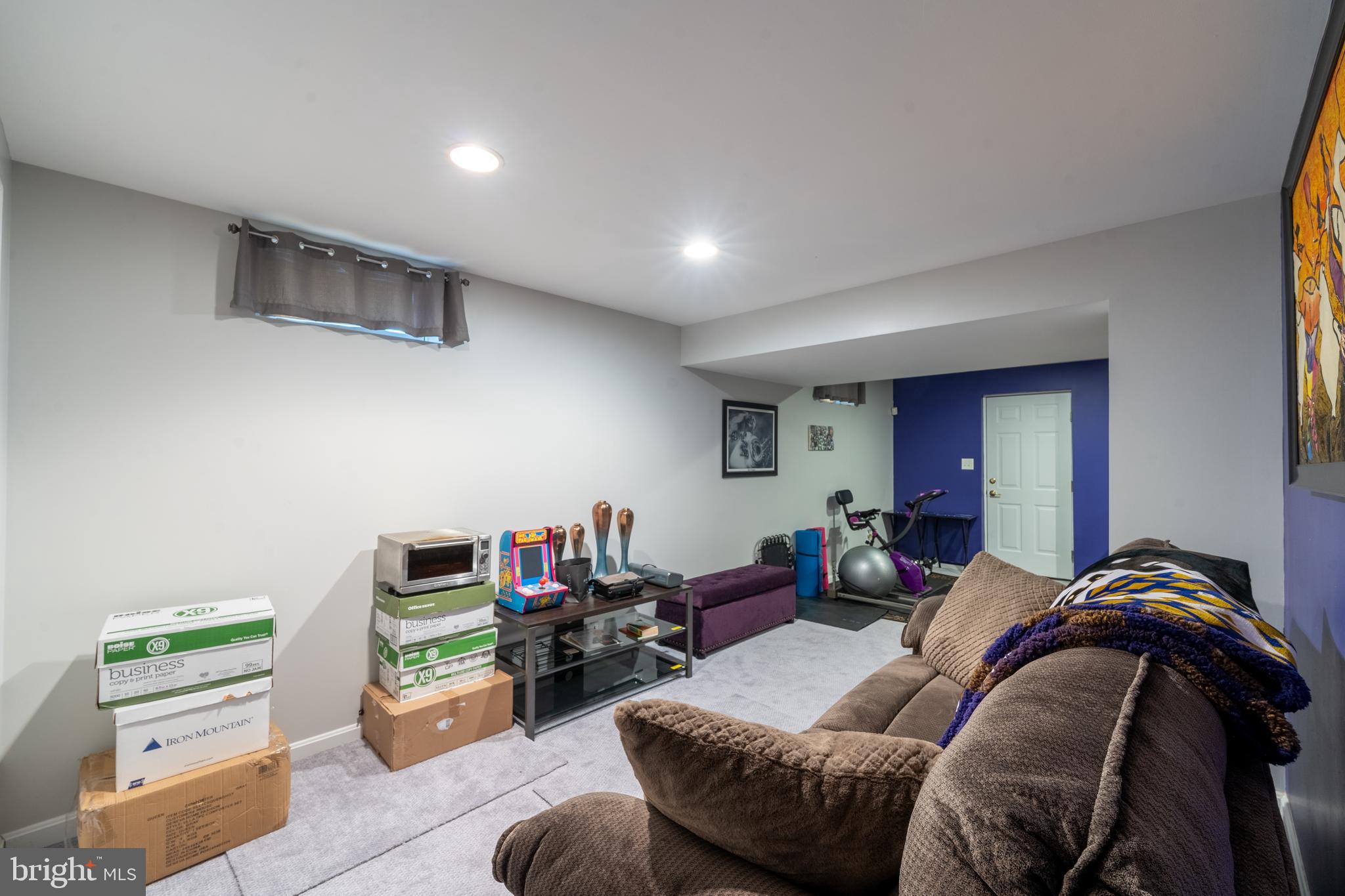 GREENS LANE - Residential