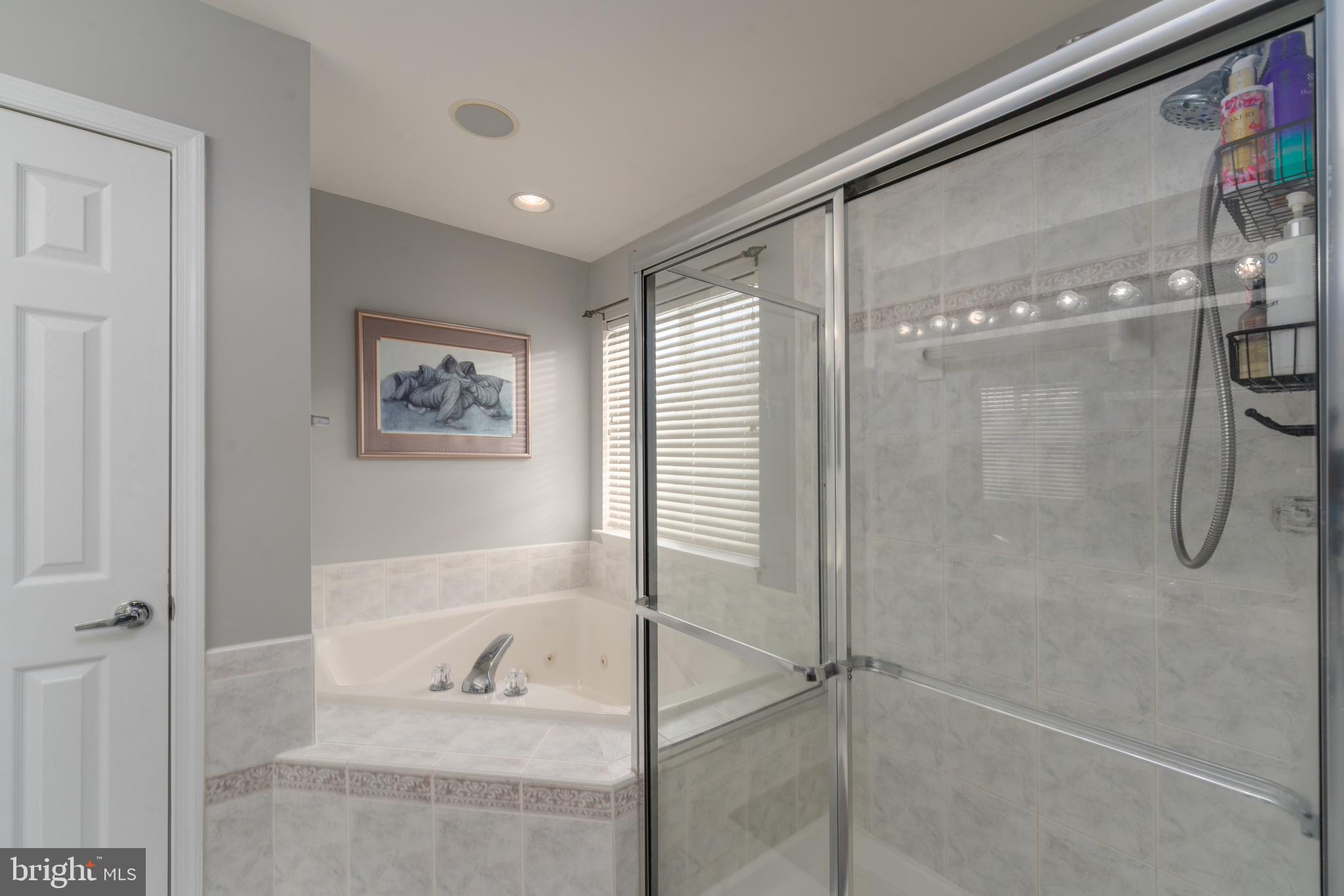 GREENS LANE - Residential