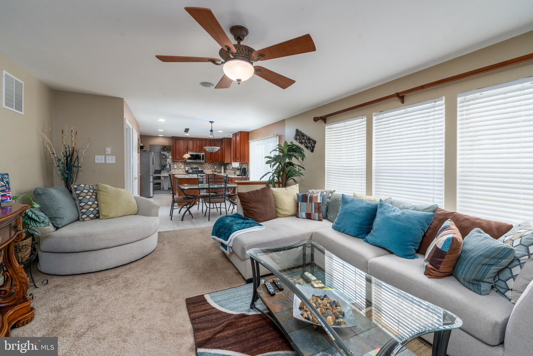 GREENS LANE - Residential