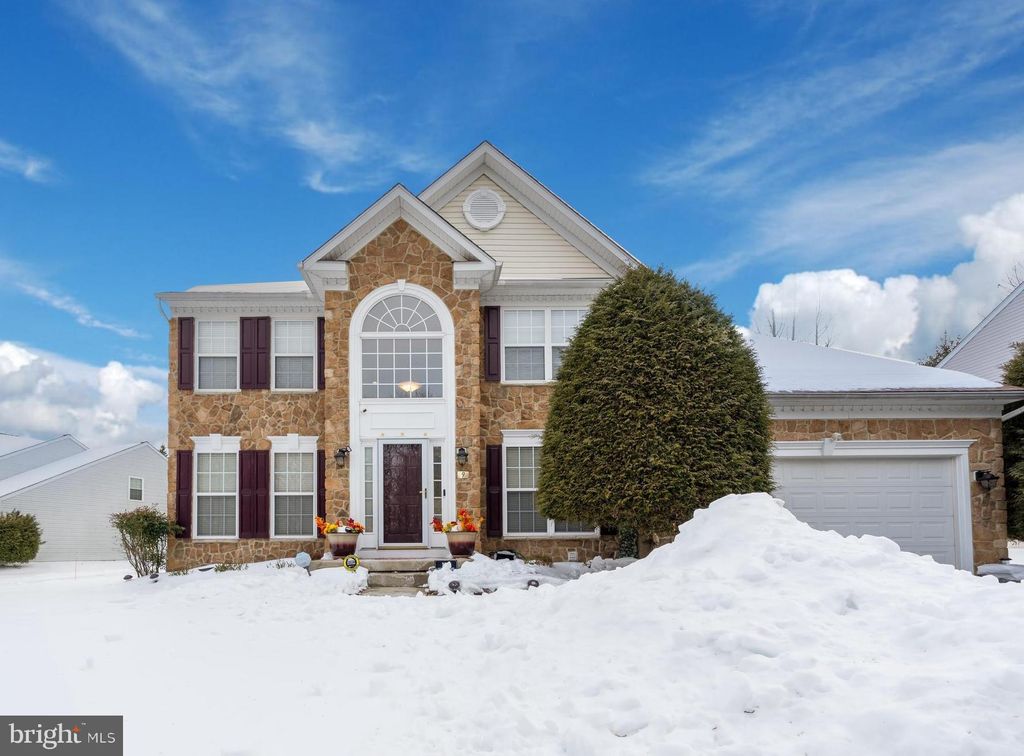 Photo of 9 Greens Landing Court, RANDALLSTOWN, MD 21133 (MLS # MDBC2151448)