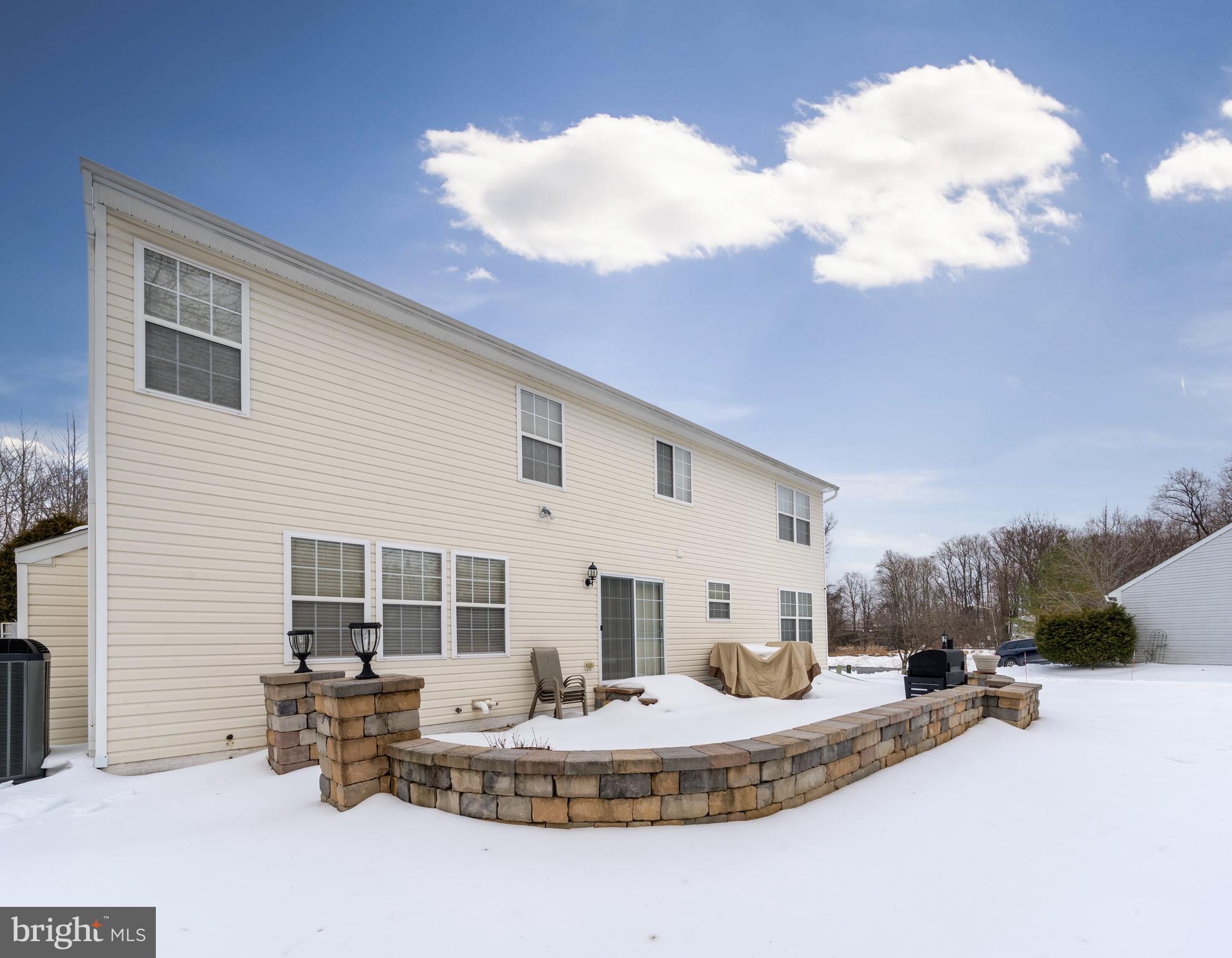 GREENS LANE - Residential