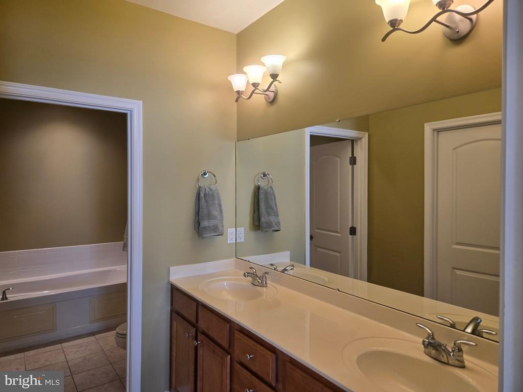 PENINSULA - Residential