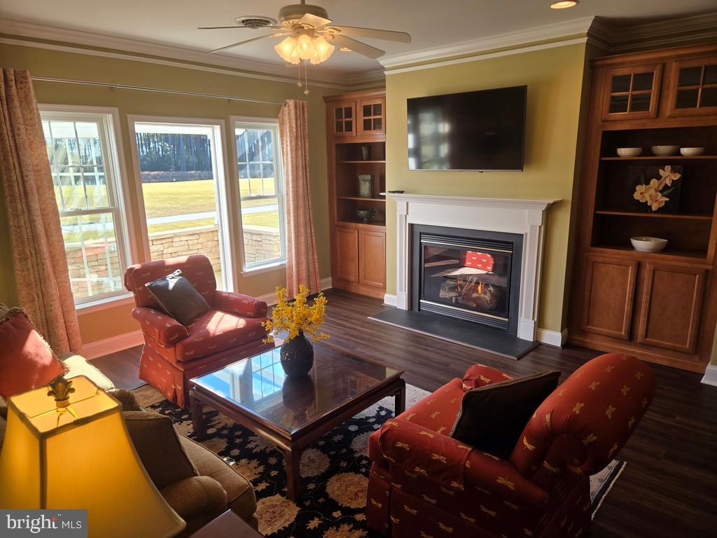 PENINSULA - Residential