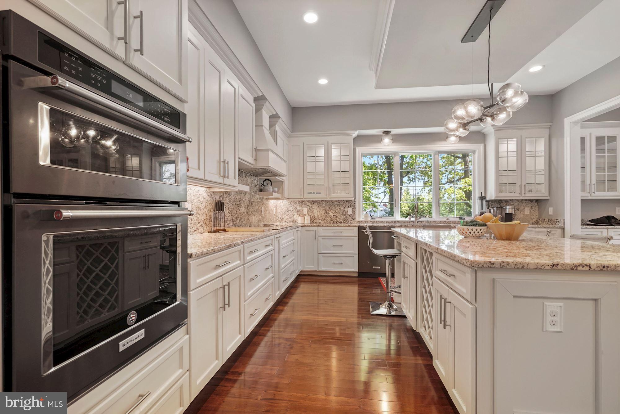 LYON PARK - Residential