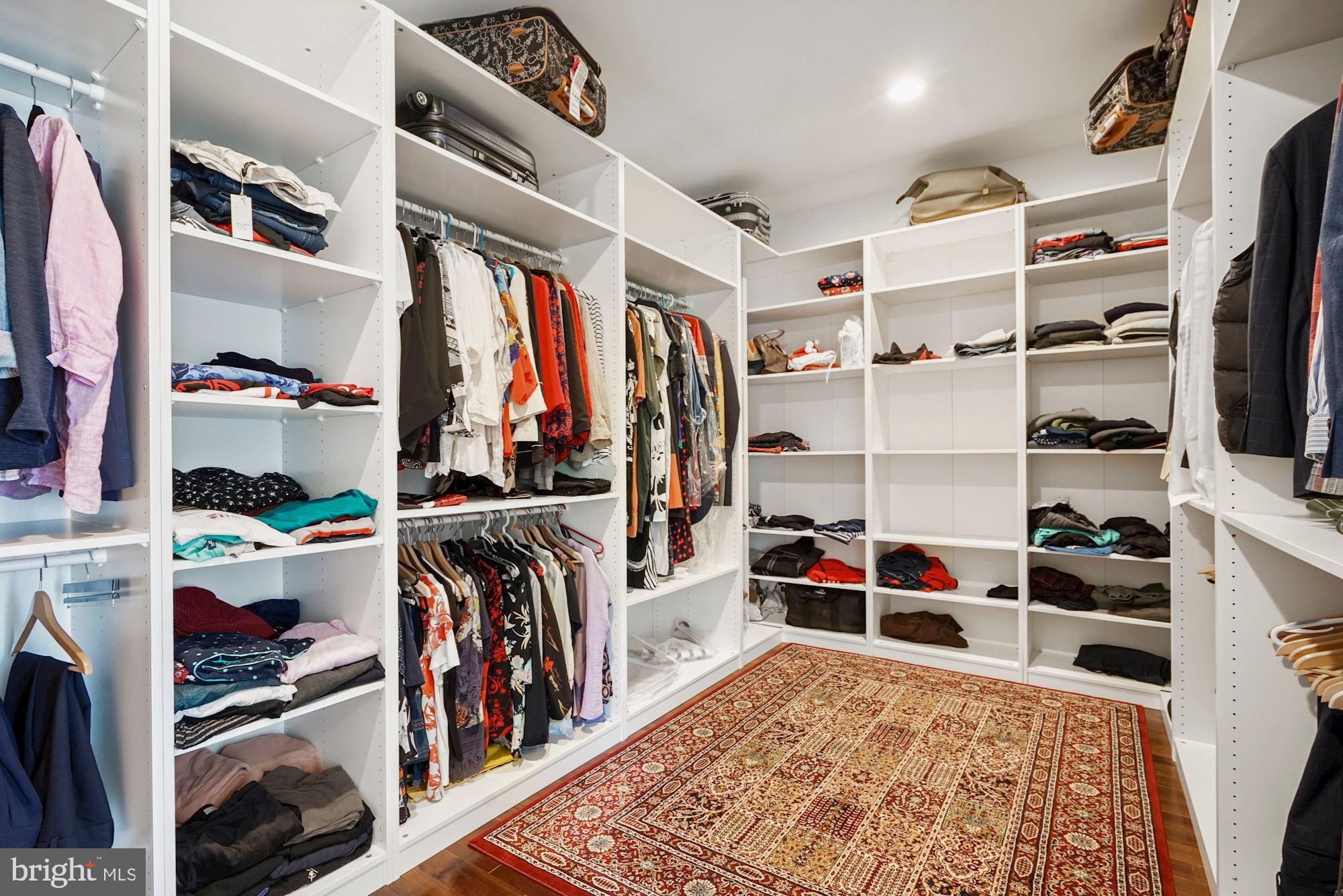 LYON PARK - Residential