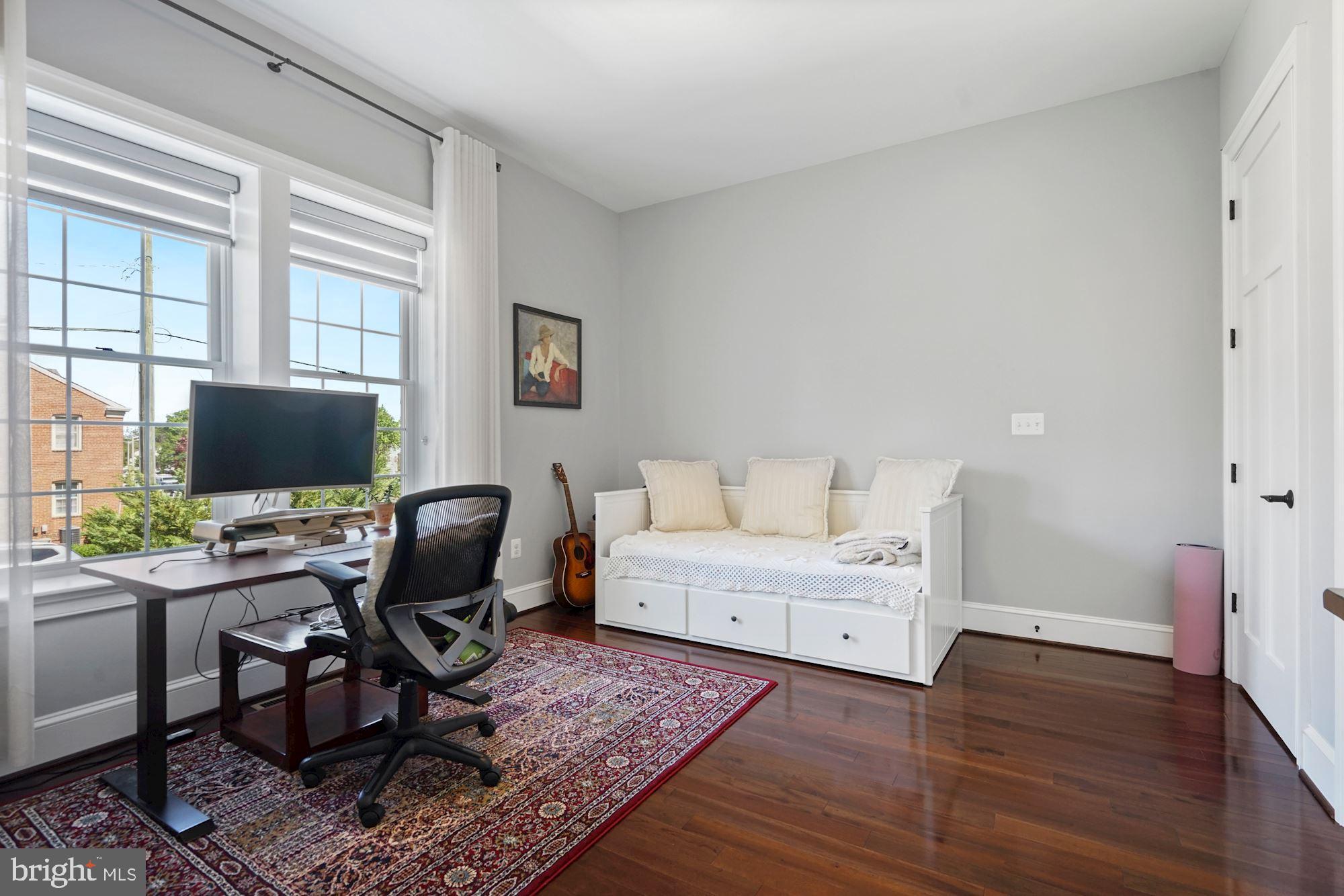 LYON PARK - Residential