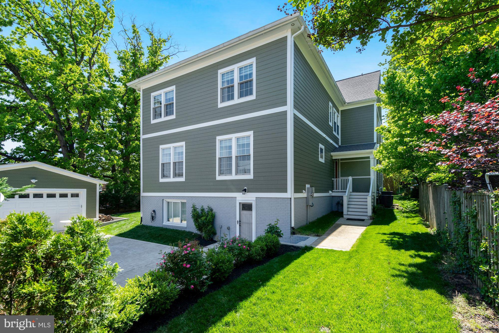 LYON PARK - Residential