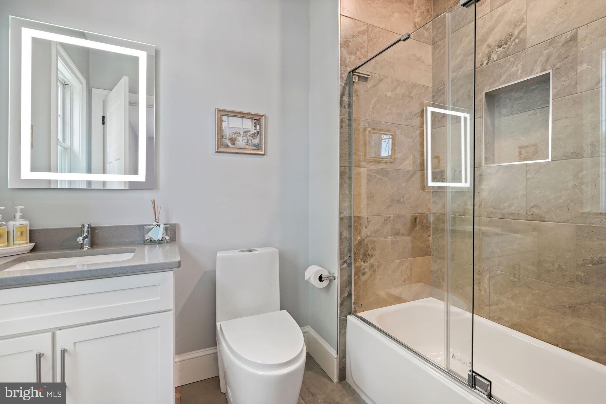 LYON PARK - Residential