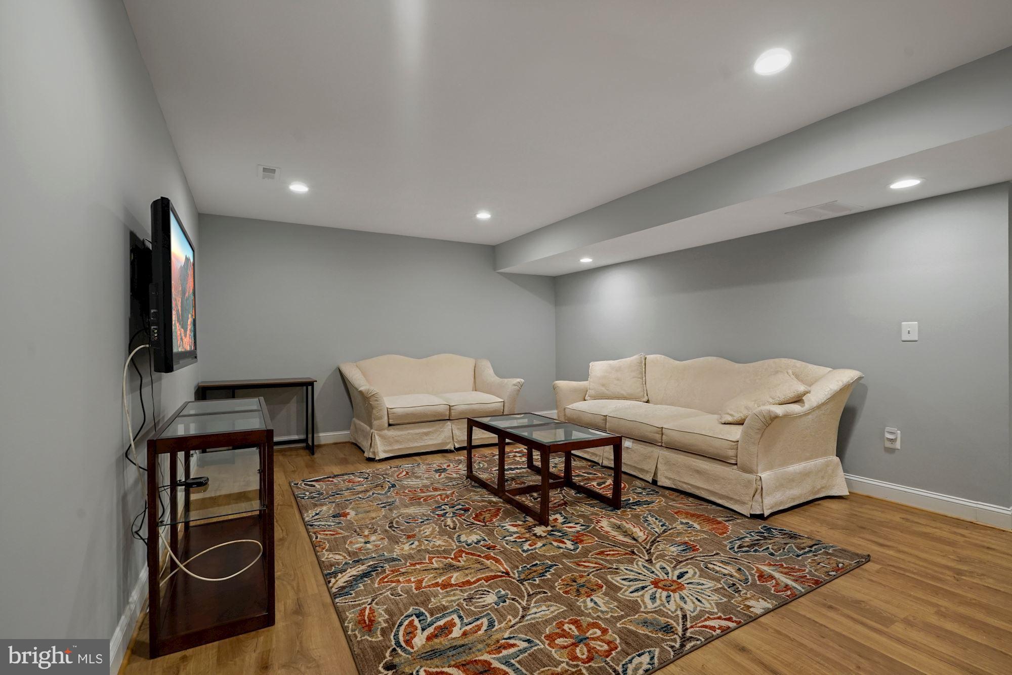 LYON PARK - Residential