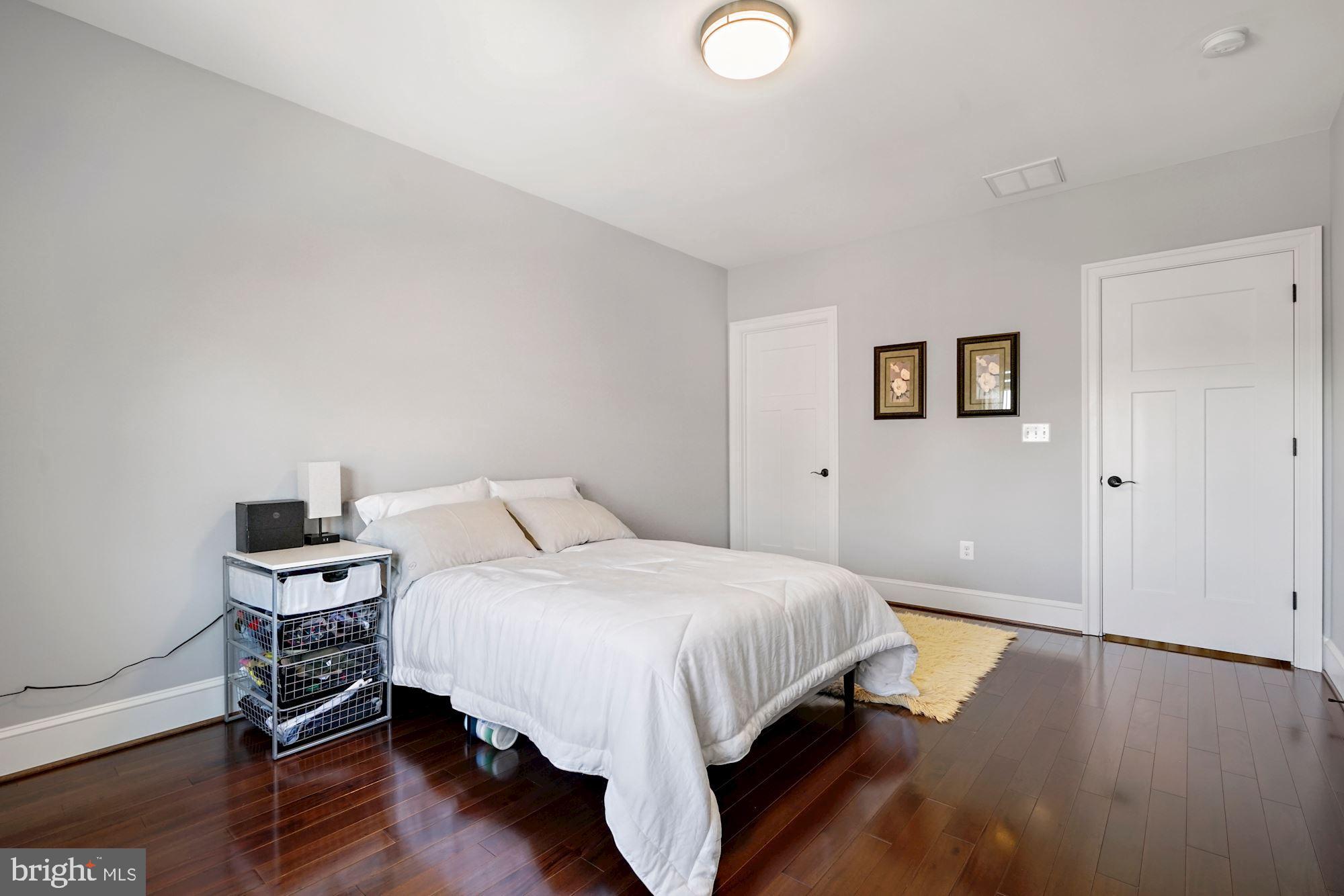 LYON PARK - Residential