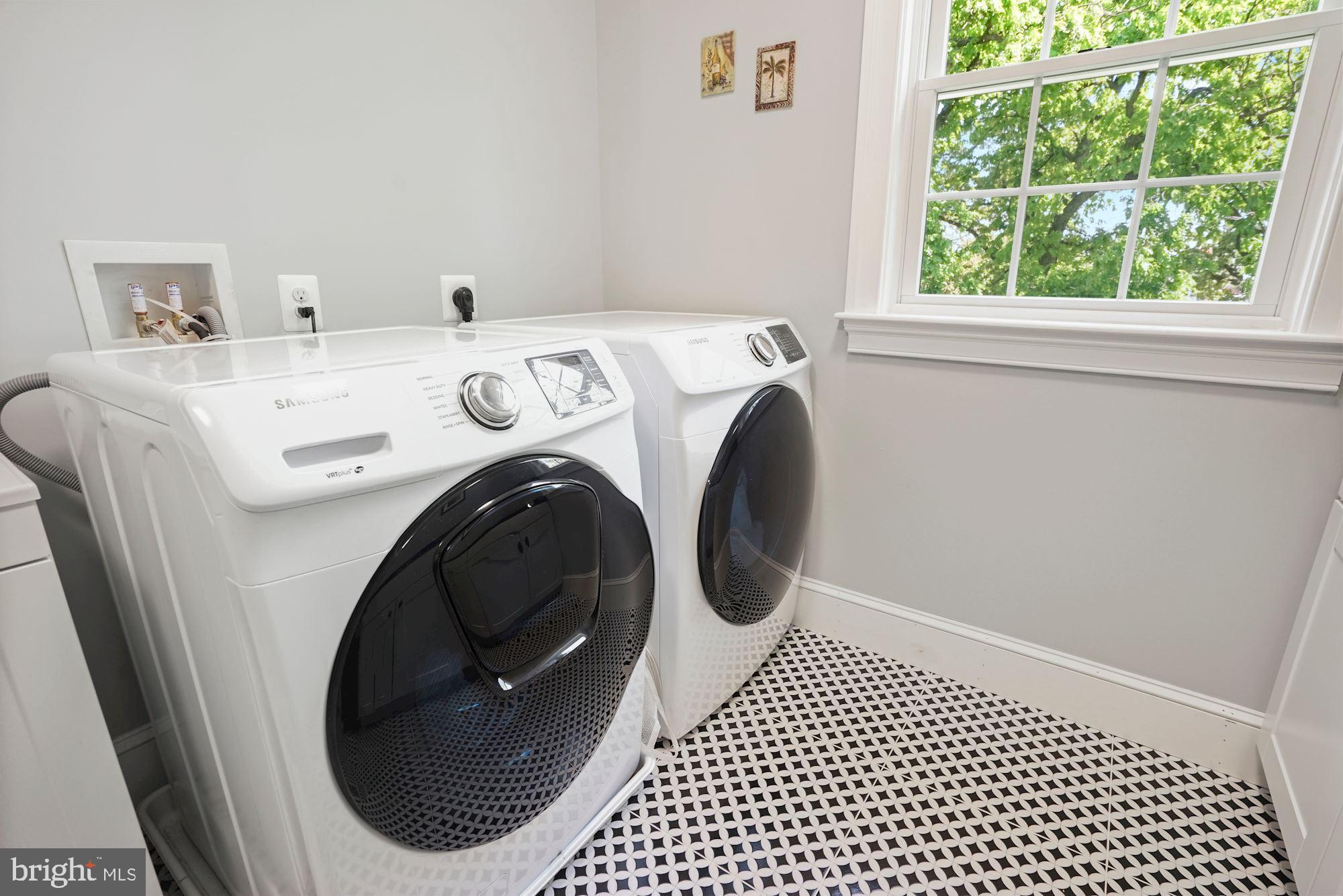 LYON PARK - Residential