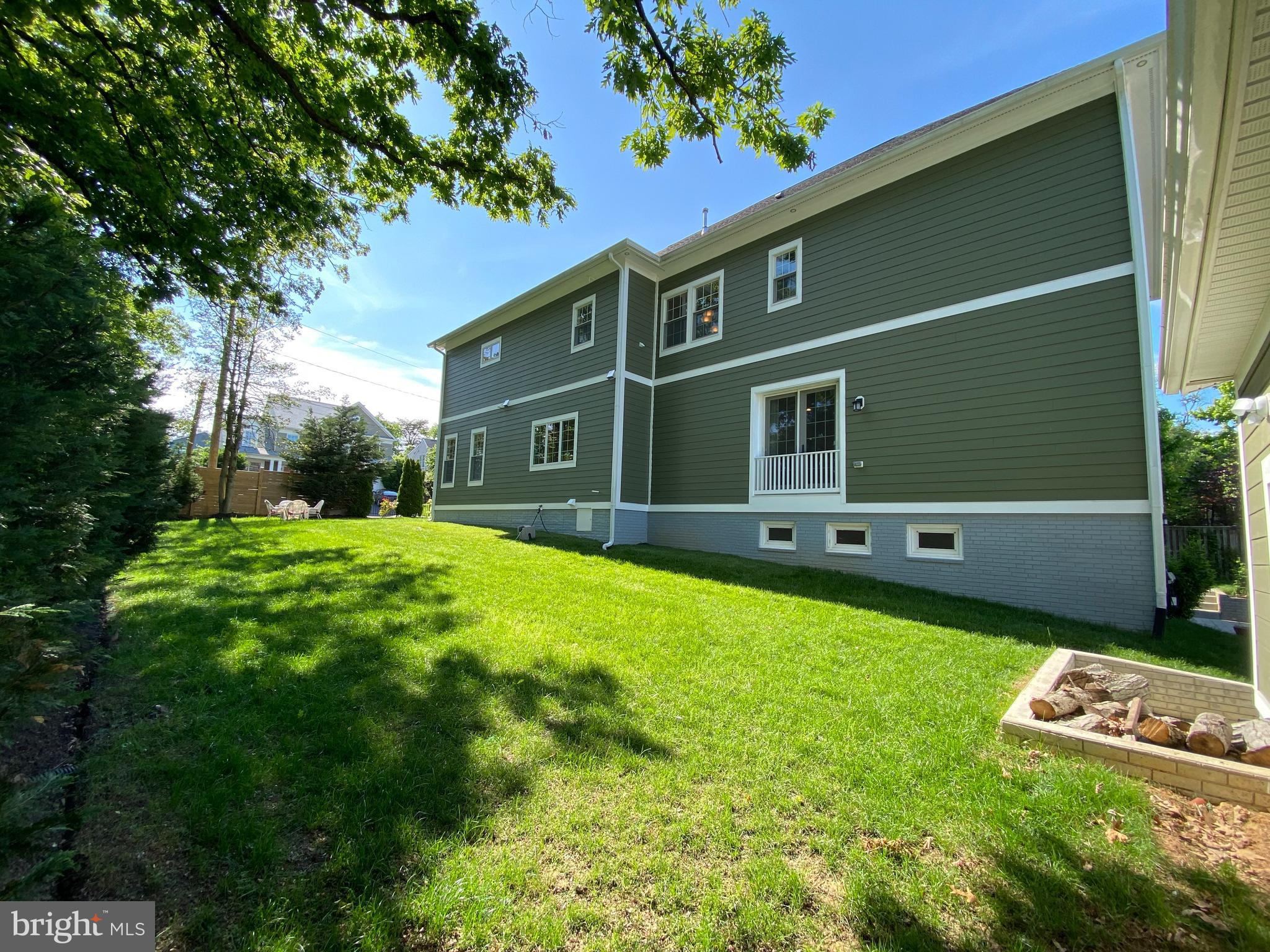 LYON PARK - Residential