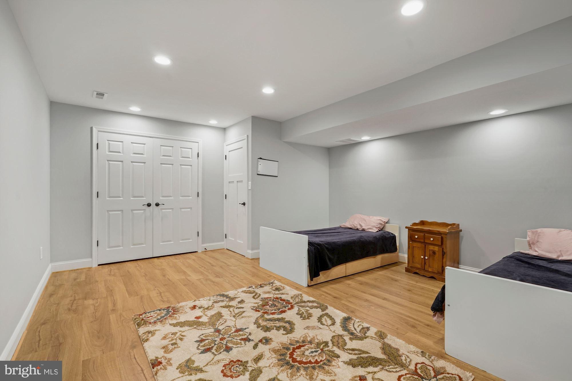 LYON PARK - Residential