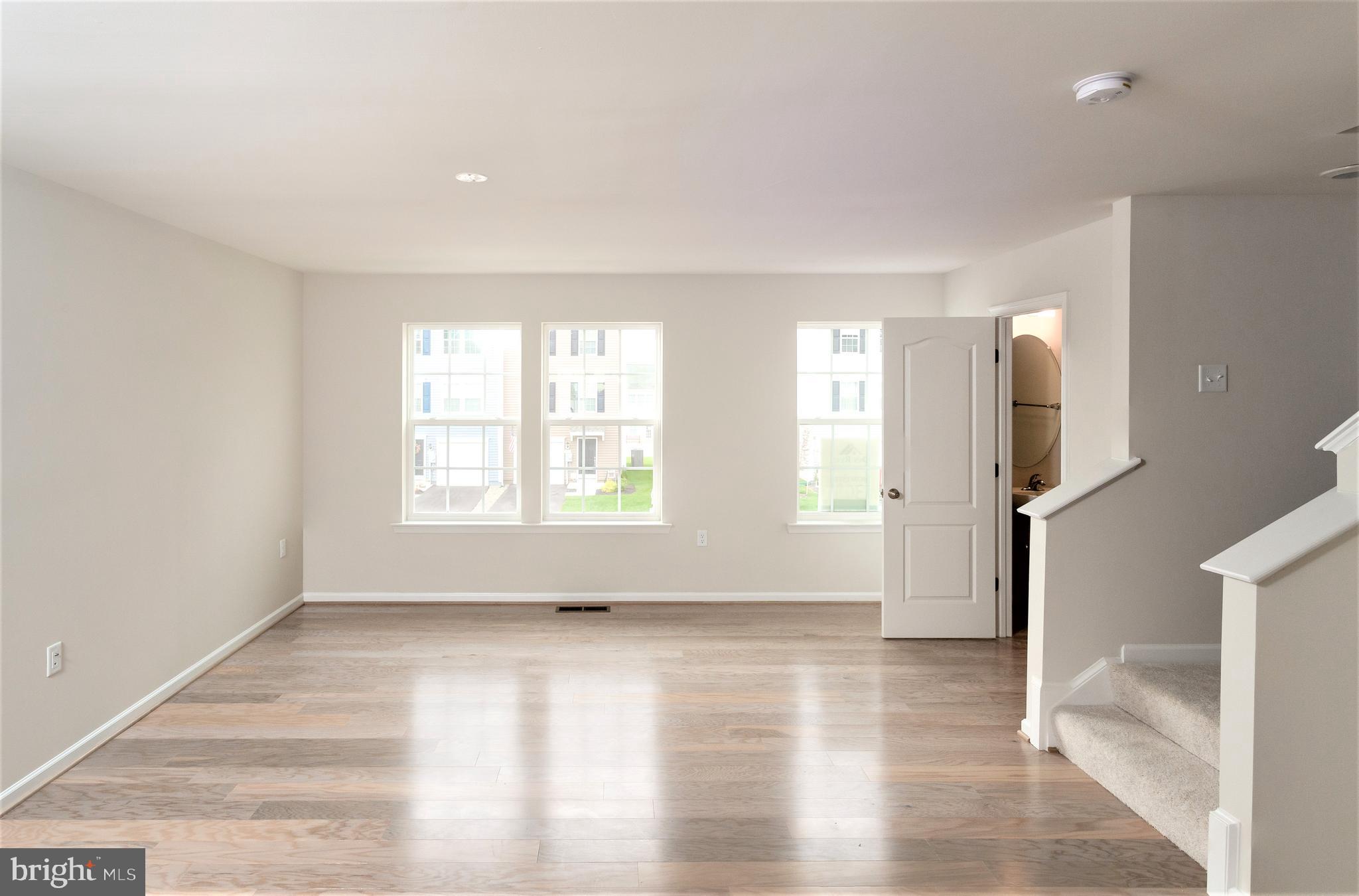 BRIAR RUN - Residential