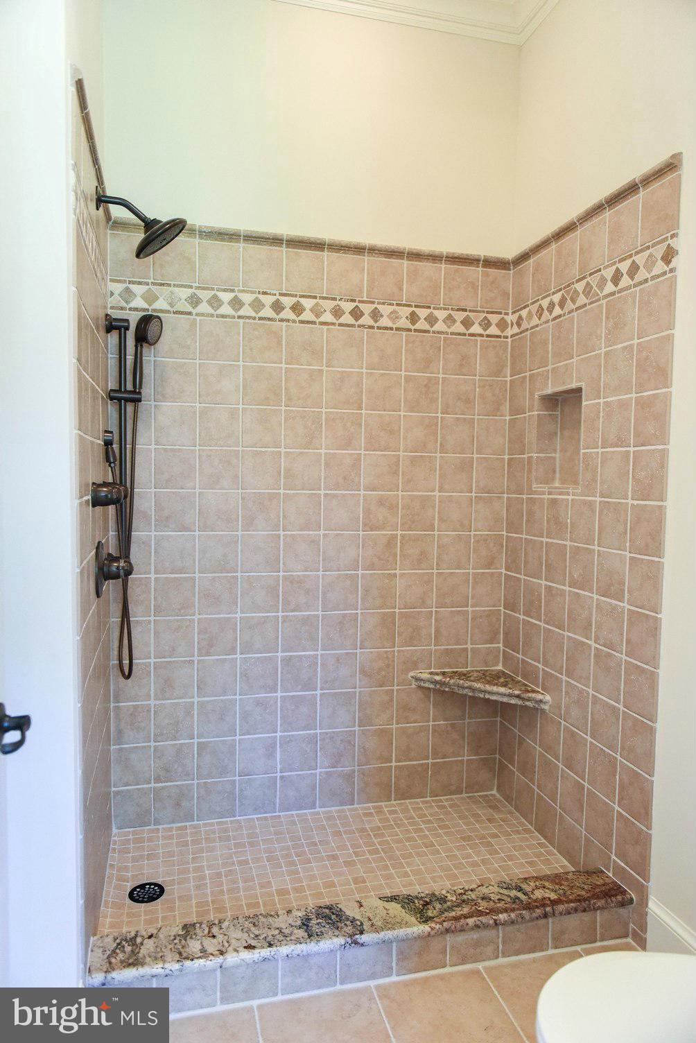 LEONARDTOWN FARMS - Residential