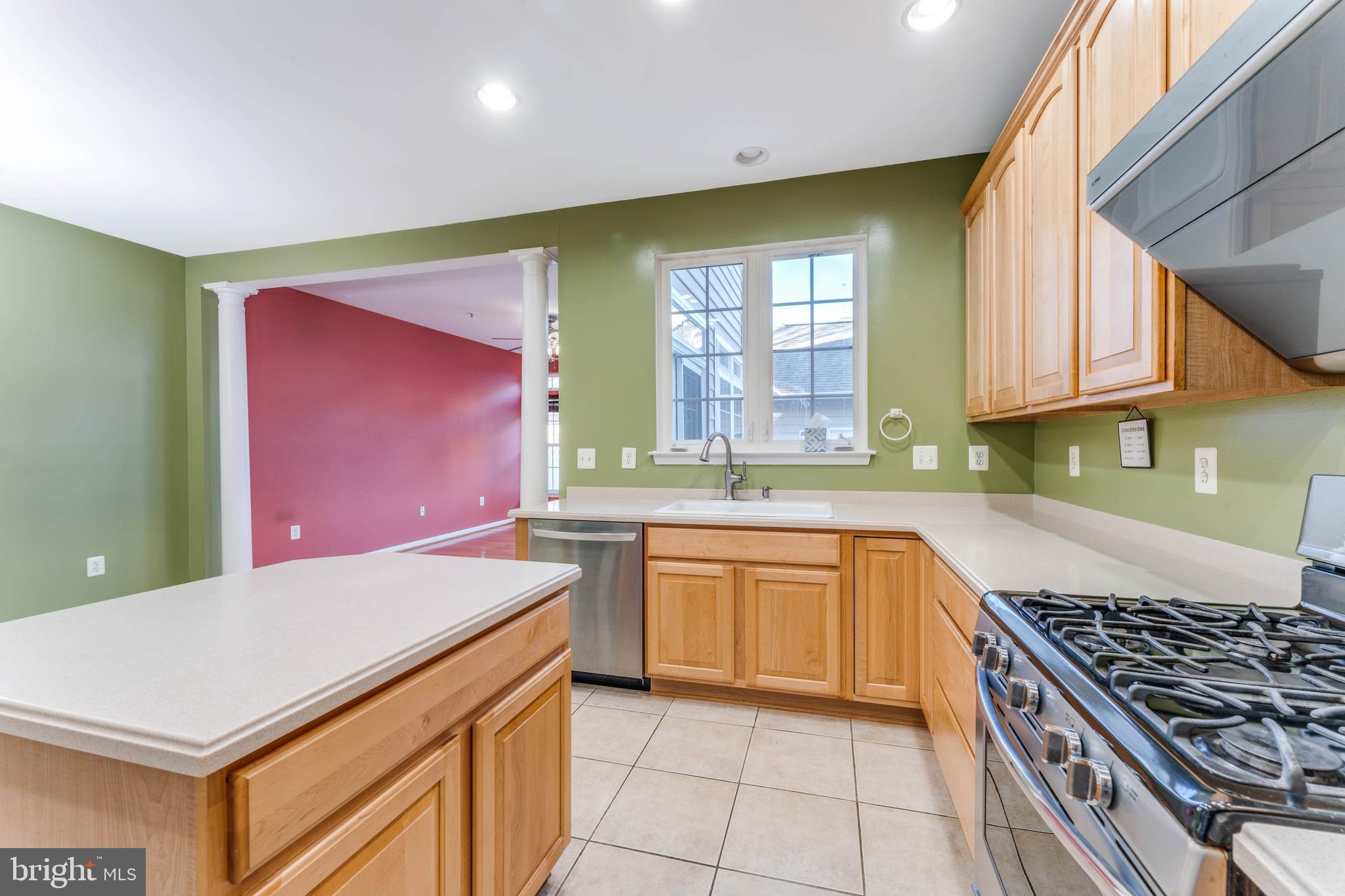 LAKELANDS - Residential Lease