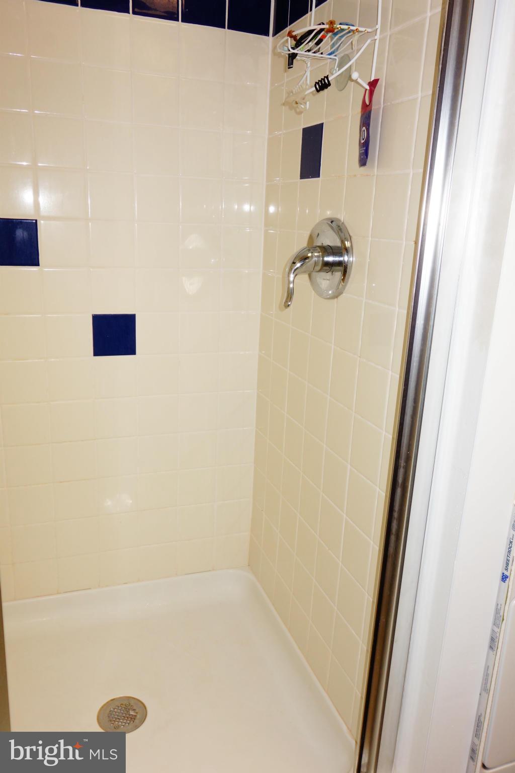 CARROLL CREST - Residential