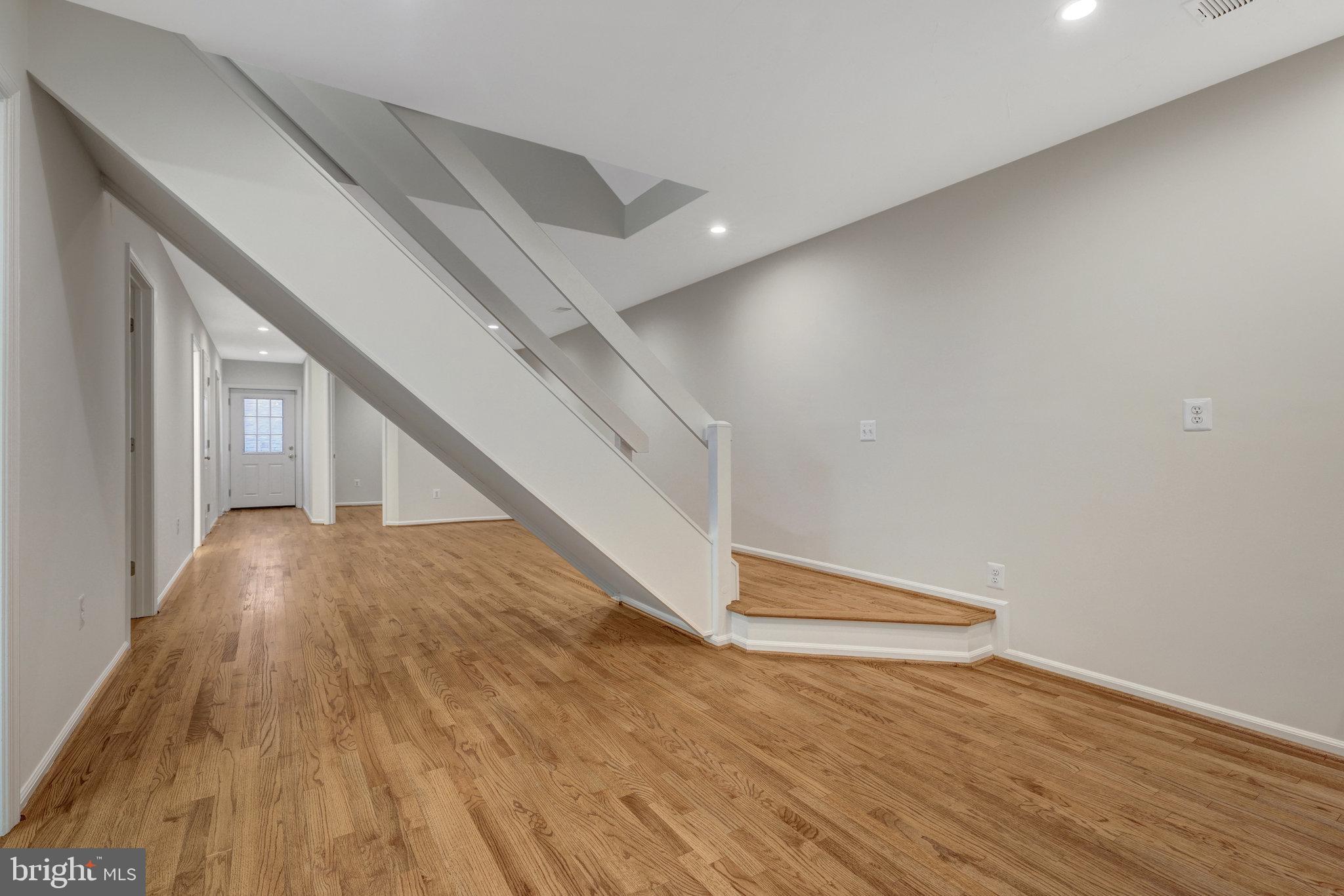 POTOMAC FOREST - Residential