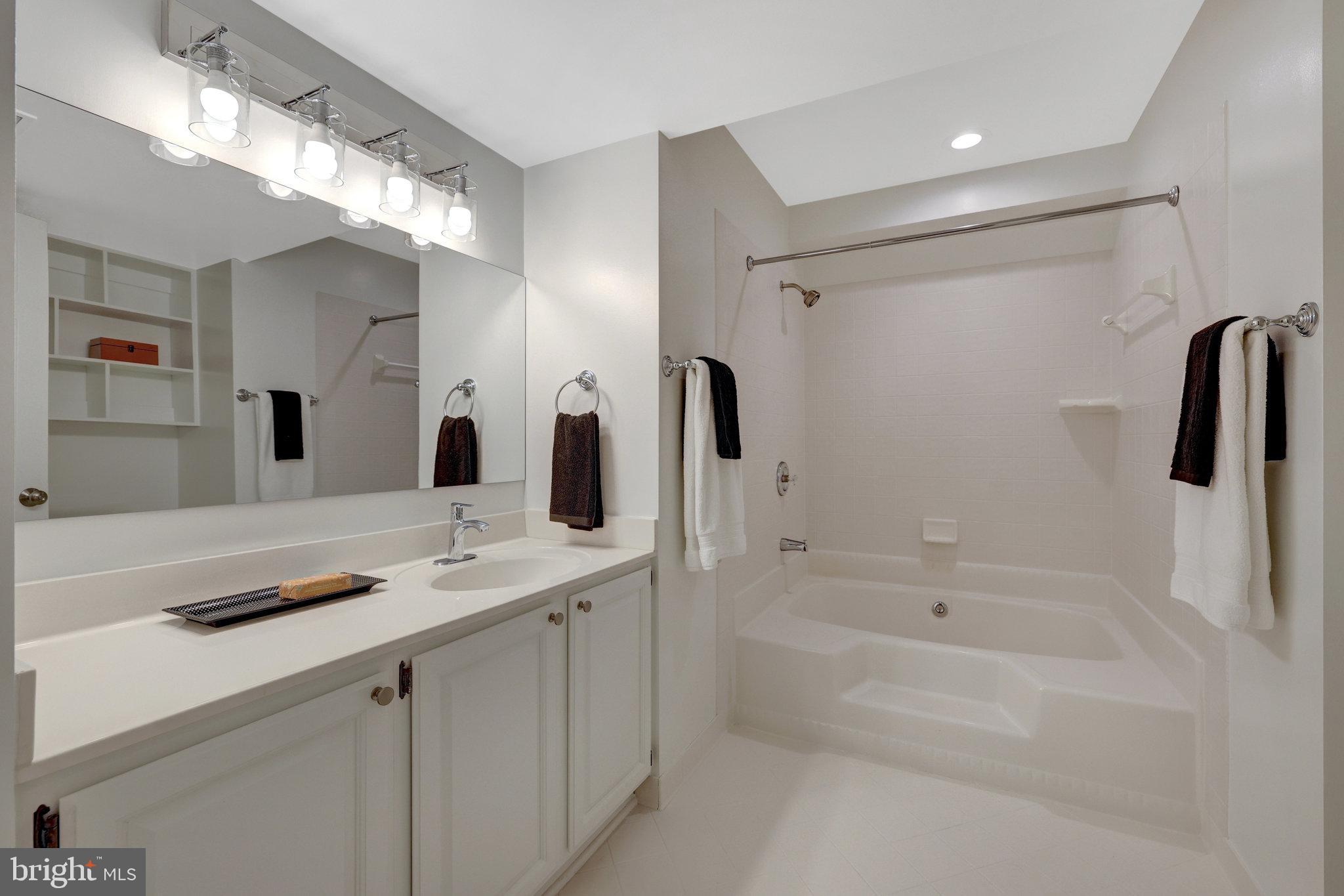 POTOMAC FOREST - Residential