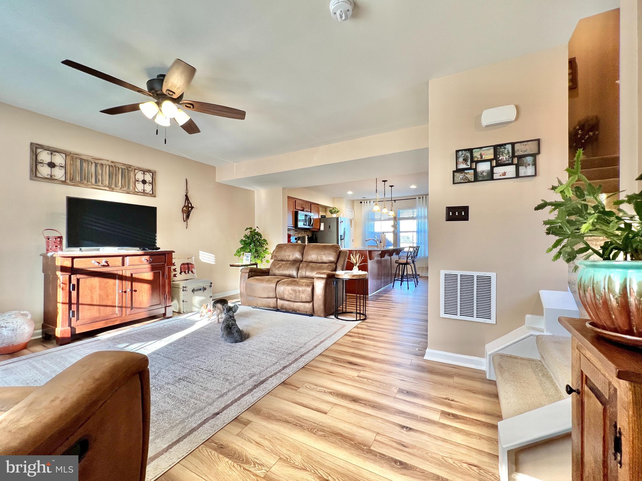 ARCHERS ROCK - Residential