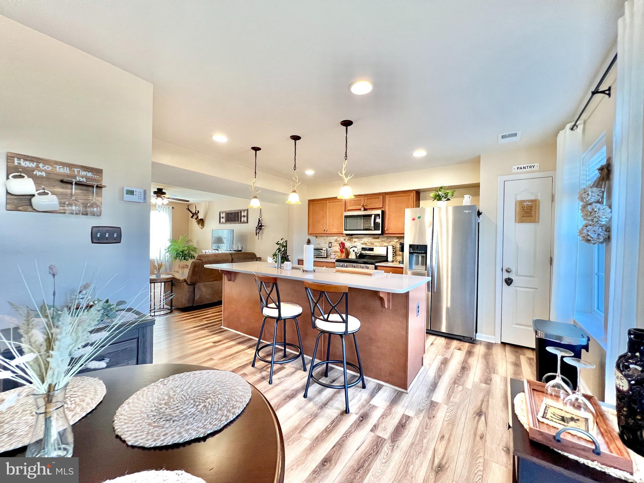 ARCHERS ROCK - Residential