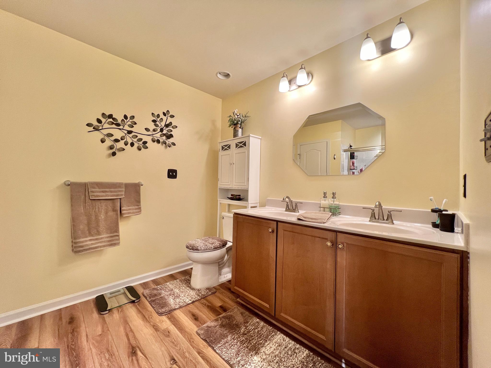 ARCHERS ROCK - Residential