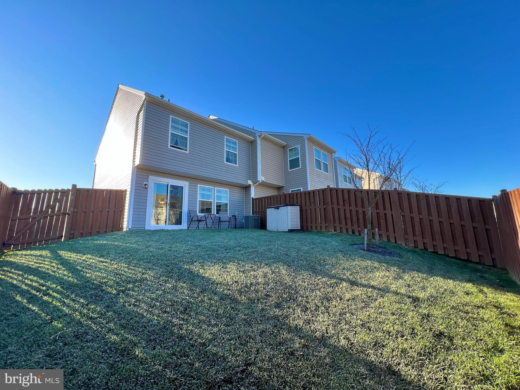 ARCHERS ROCK - Residential