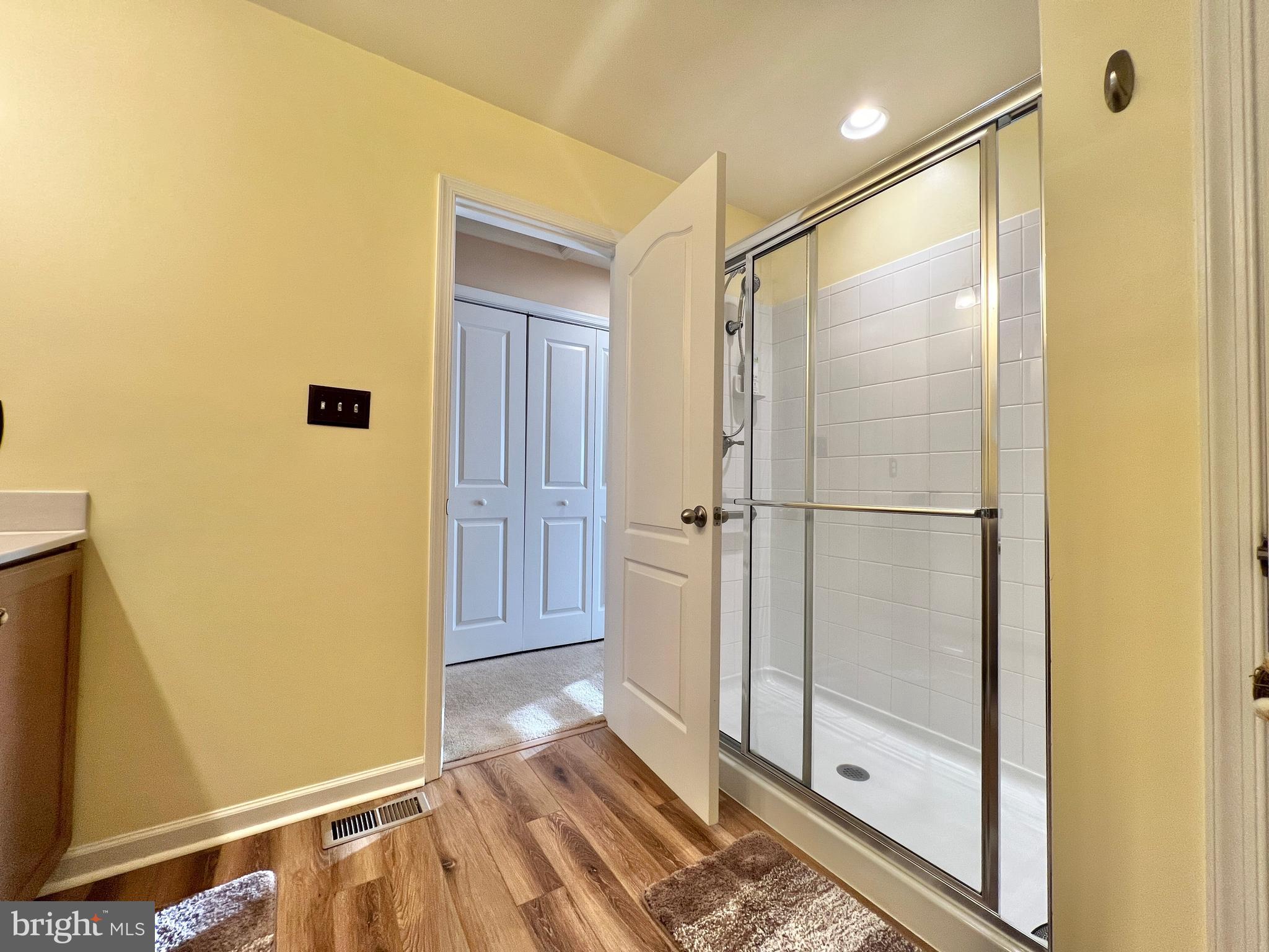 ARCHERS ROCK - Residential